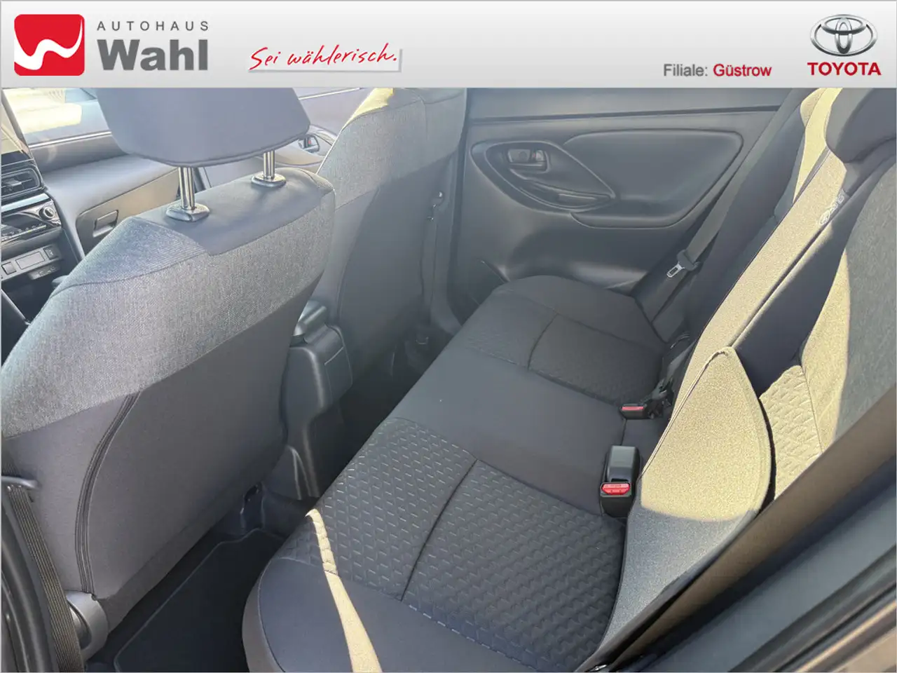 Toyota Yaris Cross 1.5 Hybrid FWD Teamplayer 12