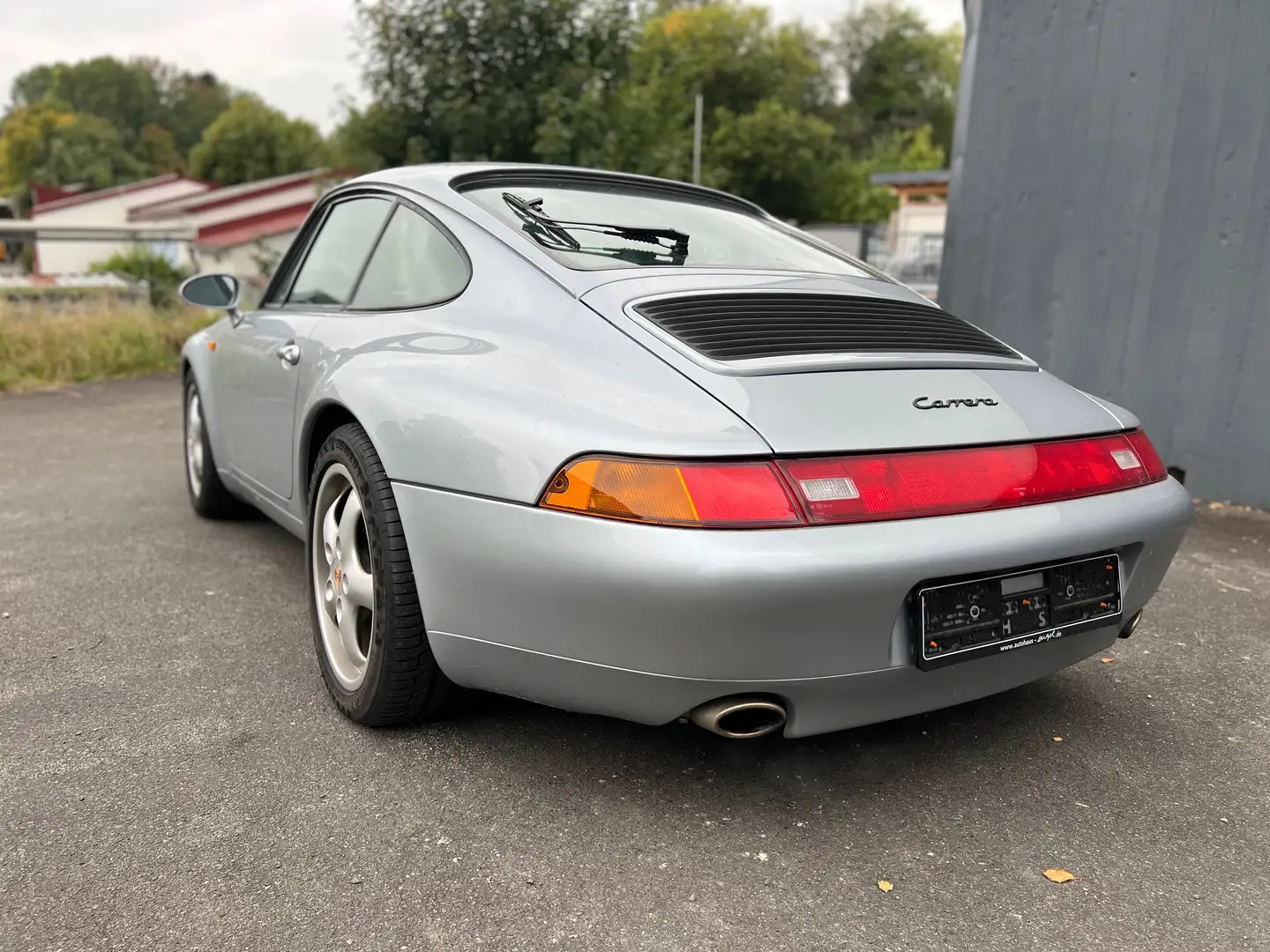 Porsche 993 911 Carrera Silber - 2