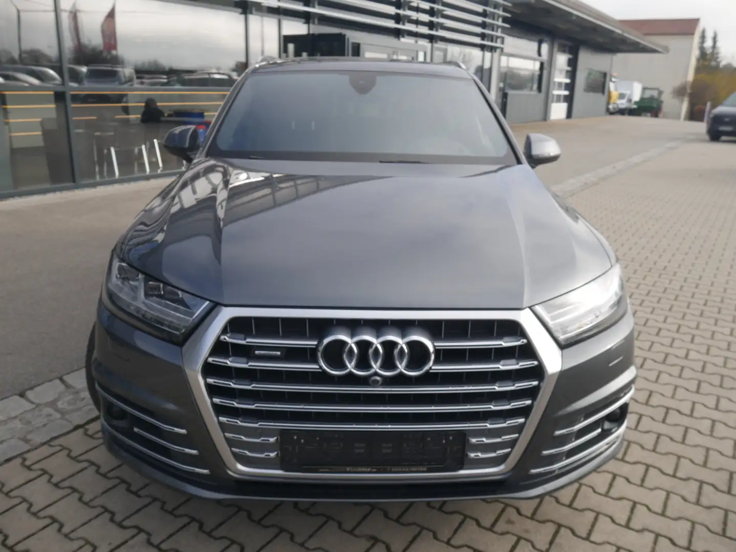 Audi SQ7 4.0 TDI quattro MMI Plus BOSE-Sound Matrix-LED Gris - 2