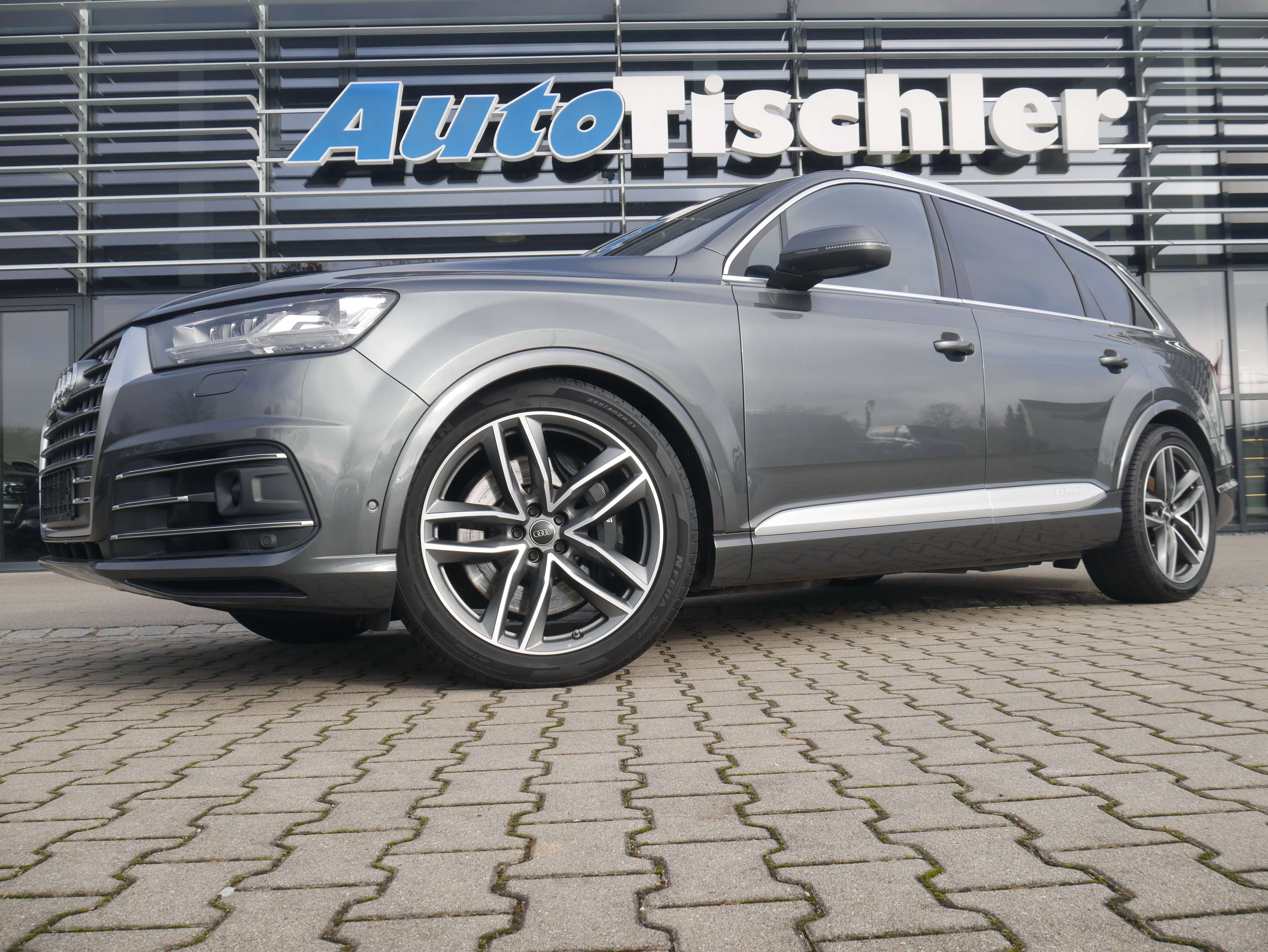 Second hand Audi Sq7 TDI