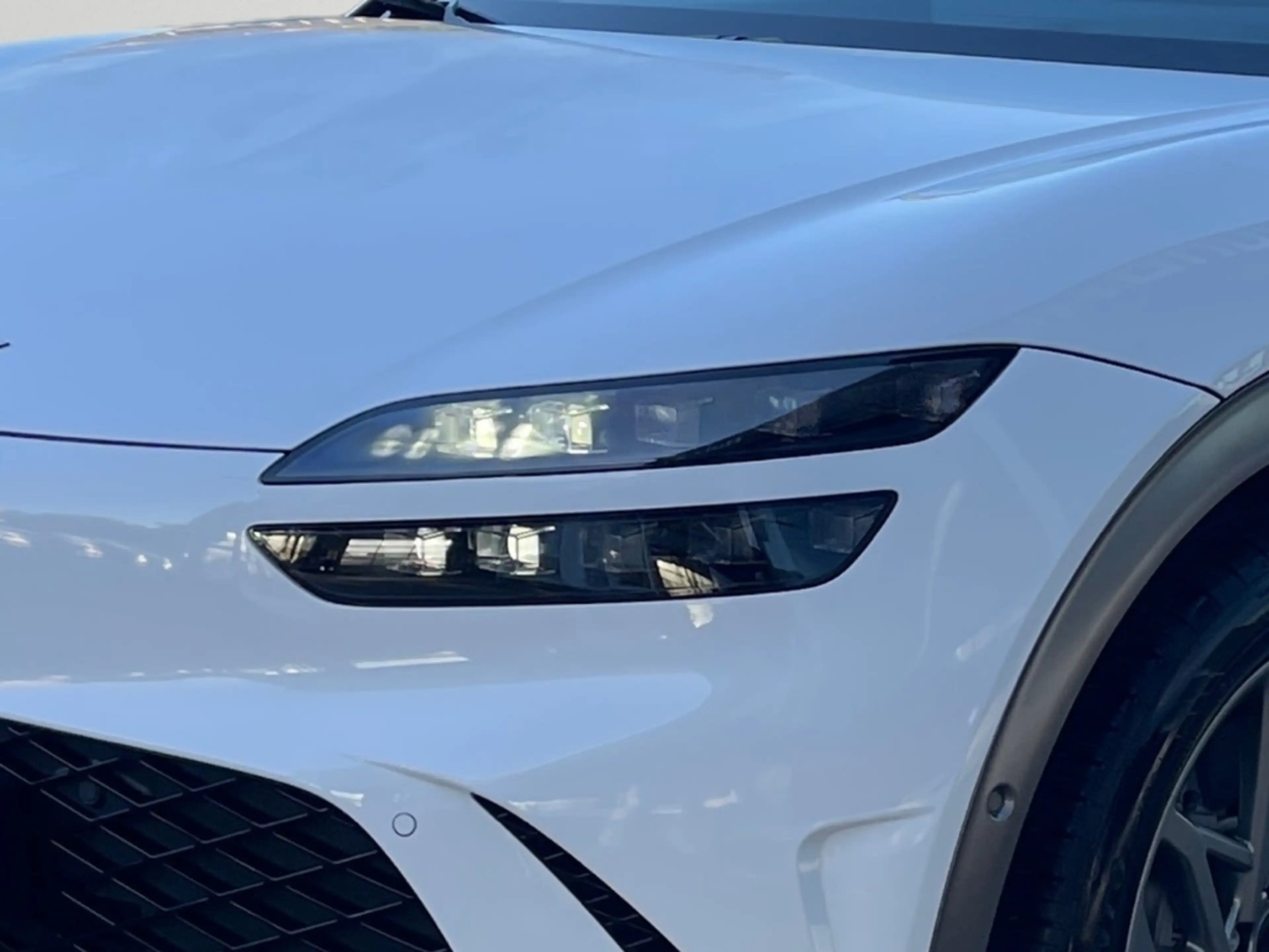 Genesis GV60 Sport Elektro 4WD/El. Heckklappe/Massagesitze/360K — photo 6