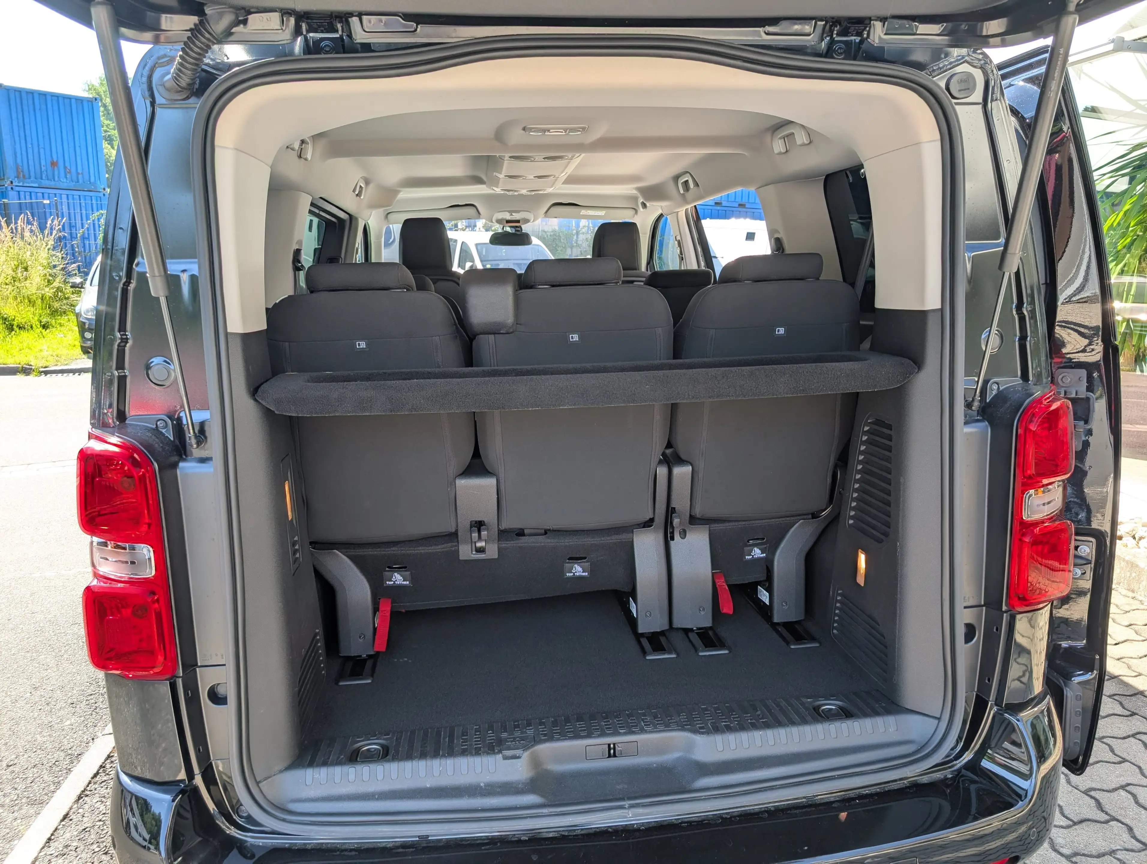 Citroen Spacetourer M BlueHDi 145 EAT8 Feel *SHZ*Xenon*Kamera* — photo 14