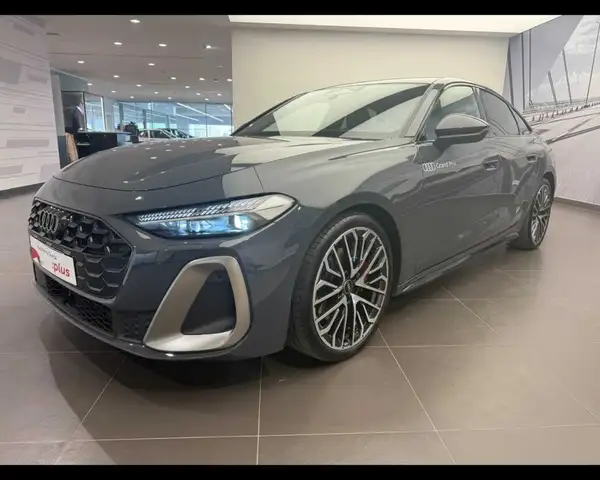 Audi A5 Sedan Launch Edition 40 TDI quattro Stronic S Line