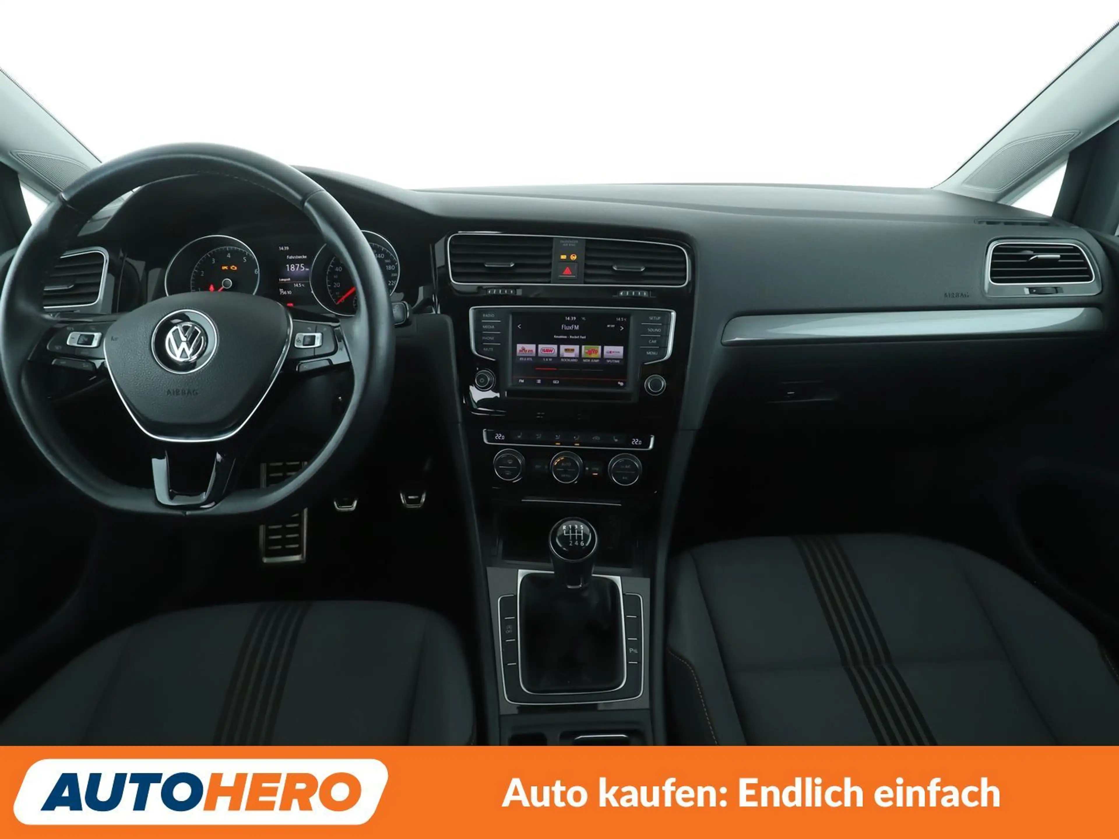 Volkswagen Golf 1.2 TSI Allstar BlueMotion Tech*TEMPO*PDC* — photo 12