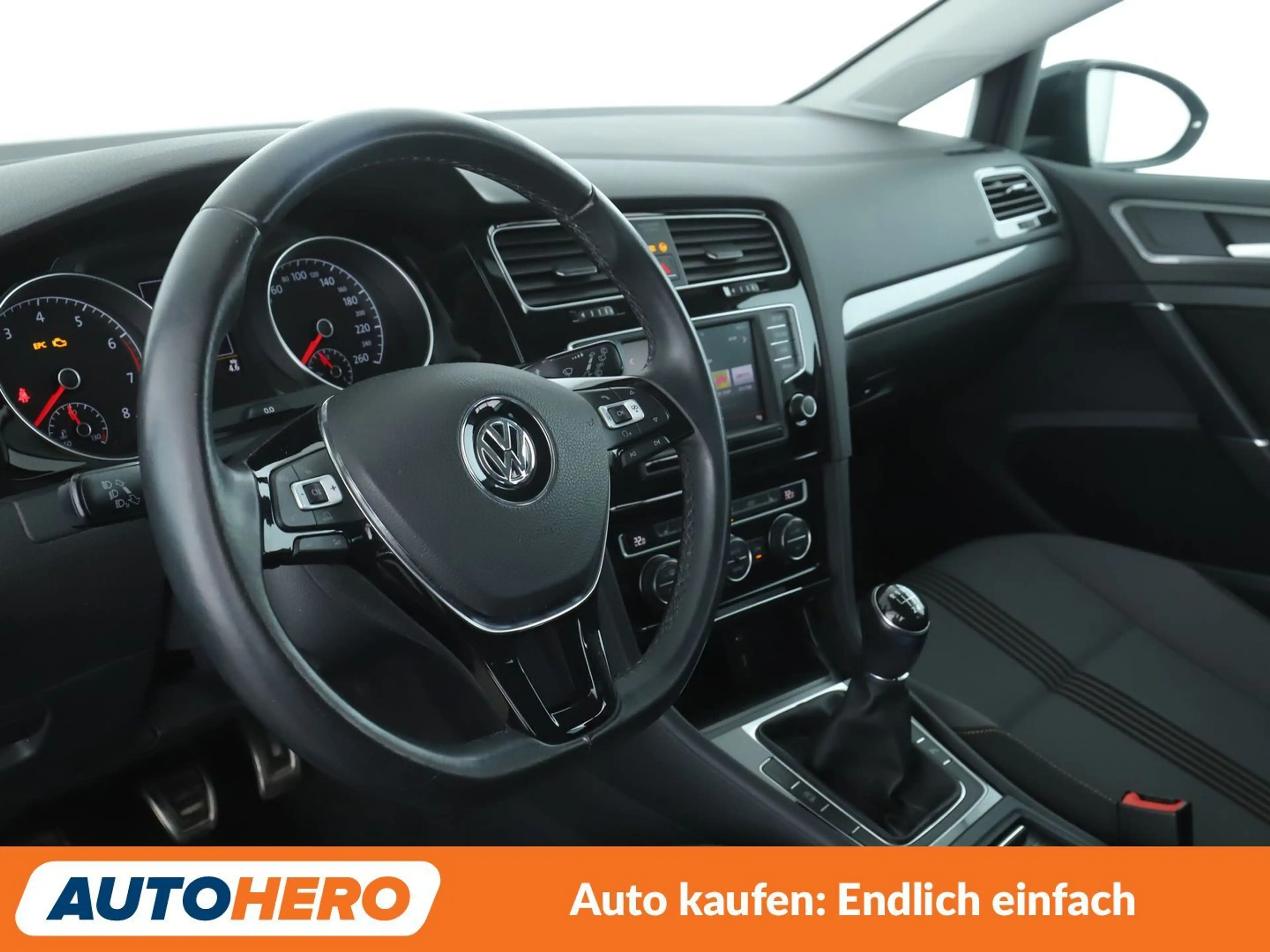 Volkswagen Golf 1.2 TSI Allstar BlueMotion Tech*TEMPO*PDC* — photo 11