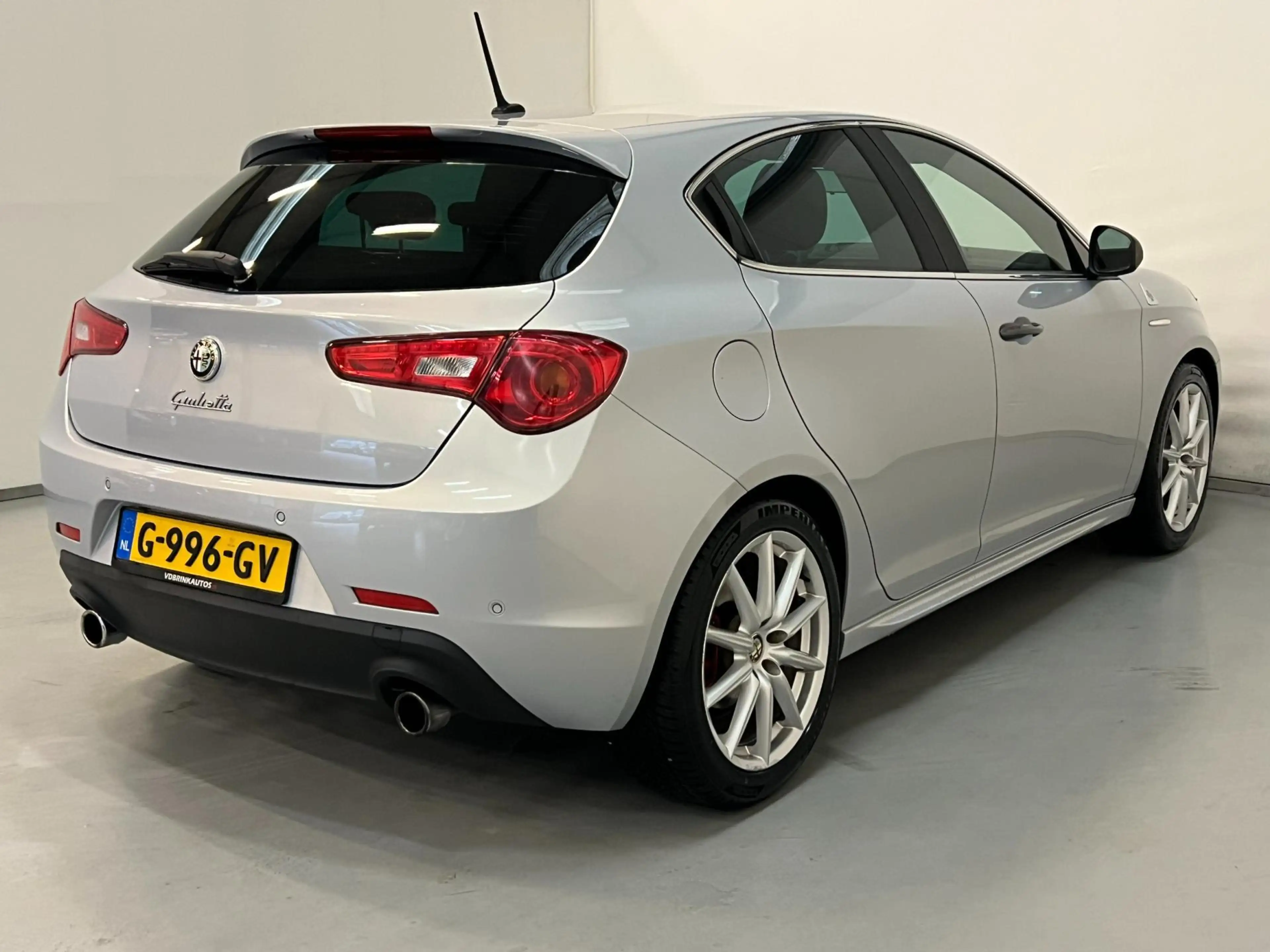 Alfa Romeo Giulietta 1.7 TBi Quadrifoglio Verde / Bose / Xenon — photo 5