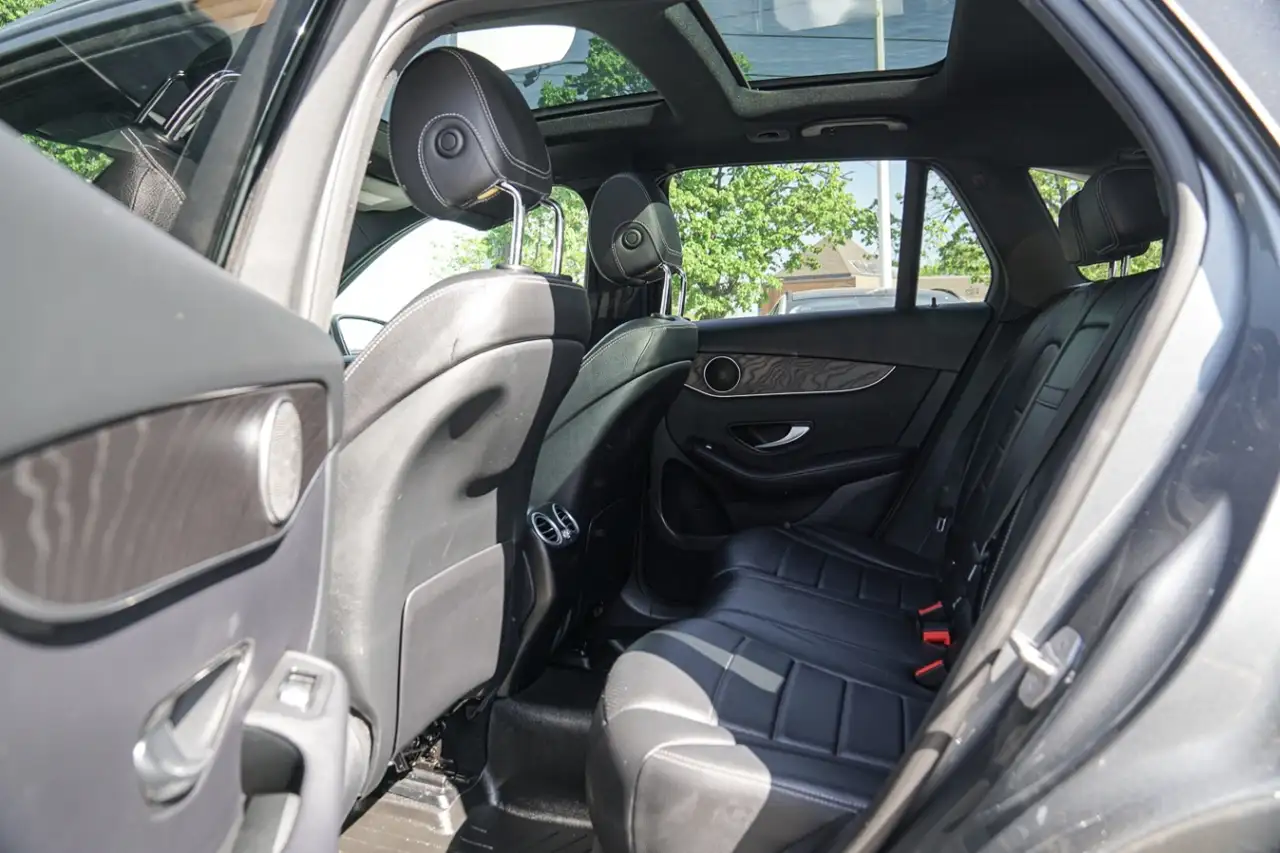 Mercedes-Benz GLC снимка Mercedes-Benz GLC