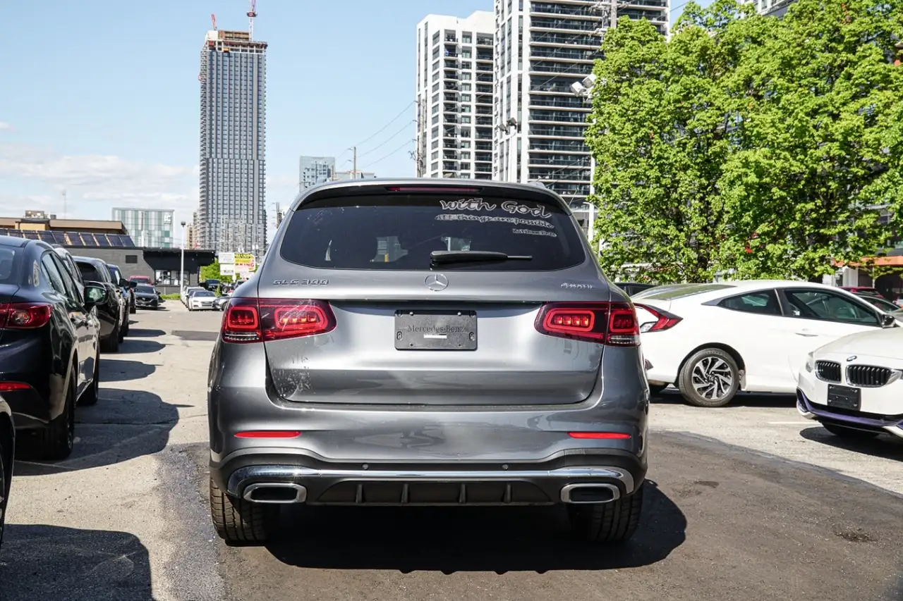 Mercedes-Benz GLC снимка Mercedes-Benz GLC