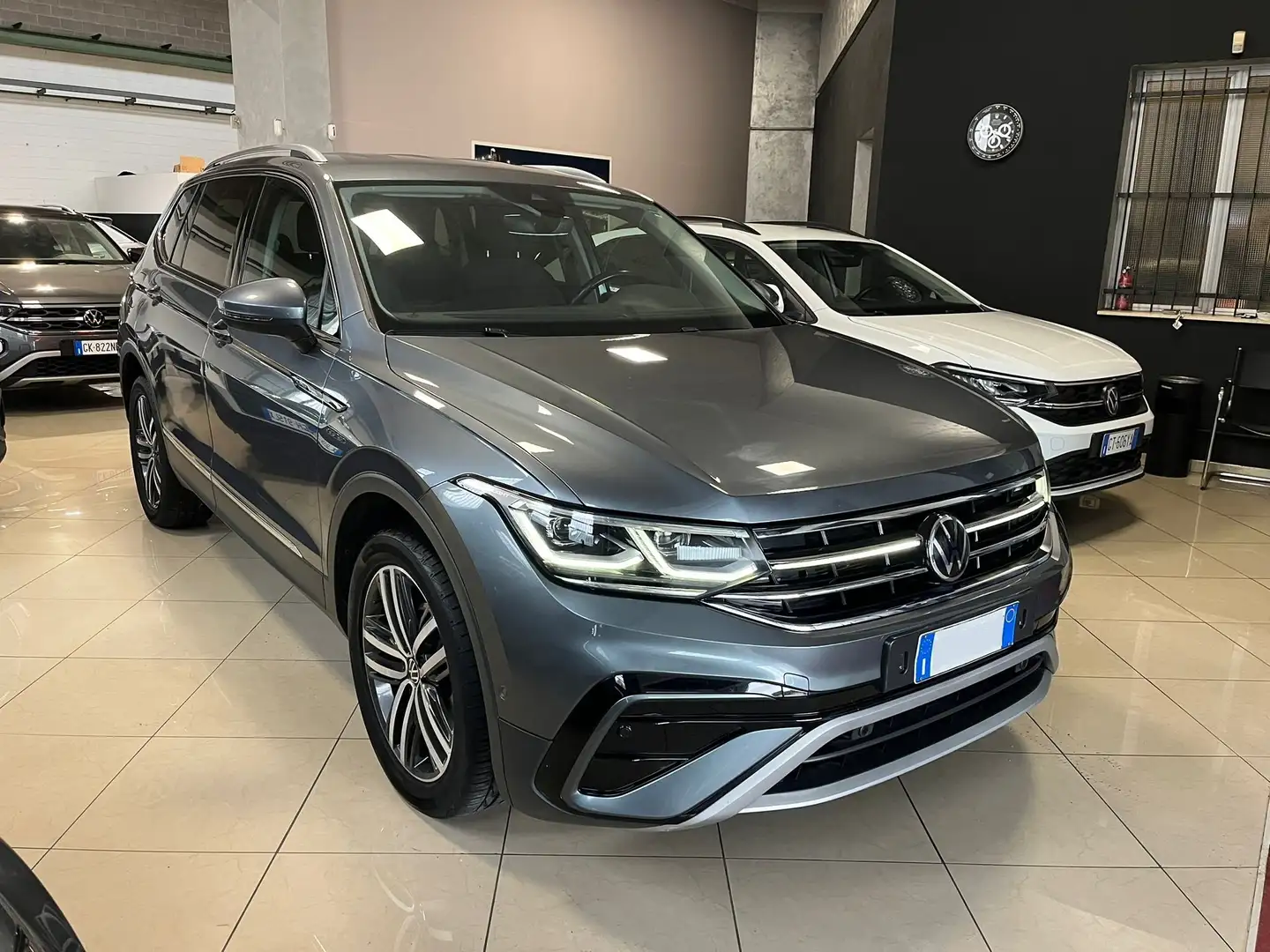 Volkswagen Tiguan Allspace Tiguan II 2016 Allspace 2.0tdi  IVA ESPOSTA 7POSTI Grigio - 1