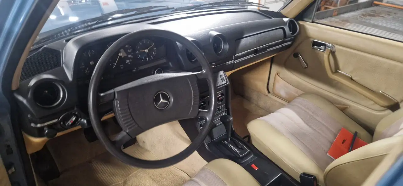 Mercedes-Benz 200 W123 Automatik*2.Be*Reifen+Service&Pickerl Neu, foto 8
