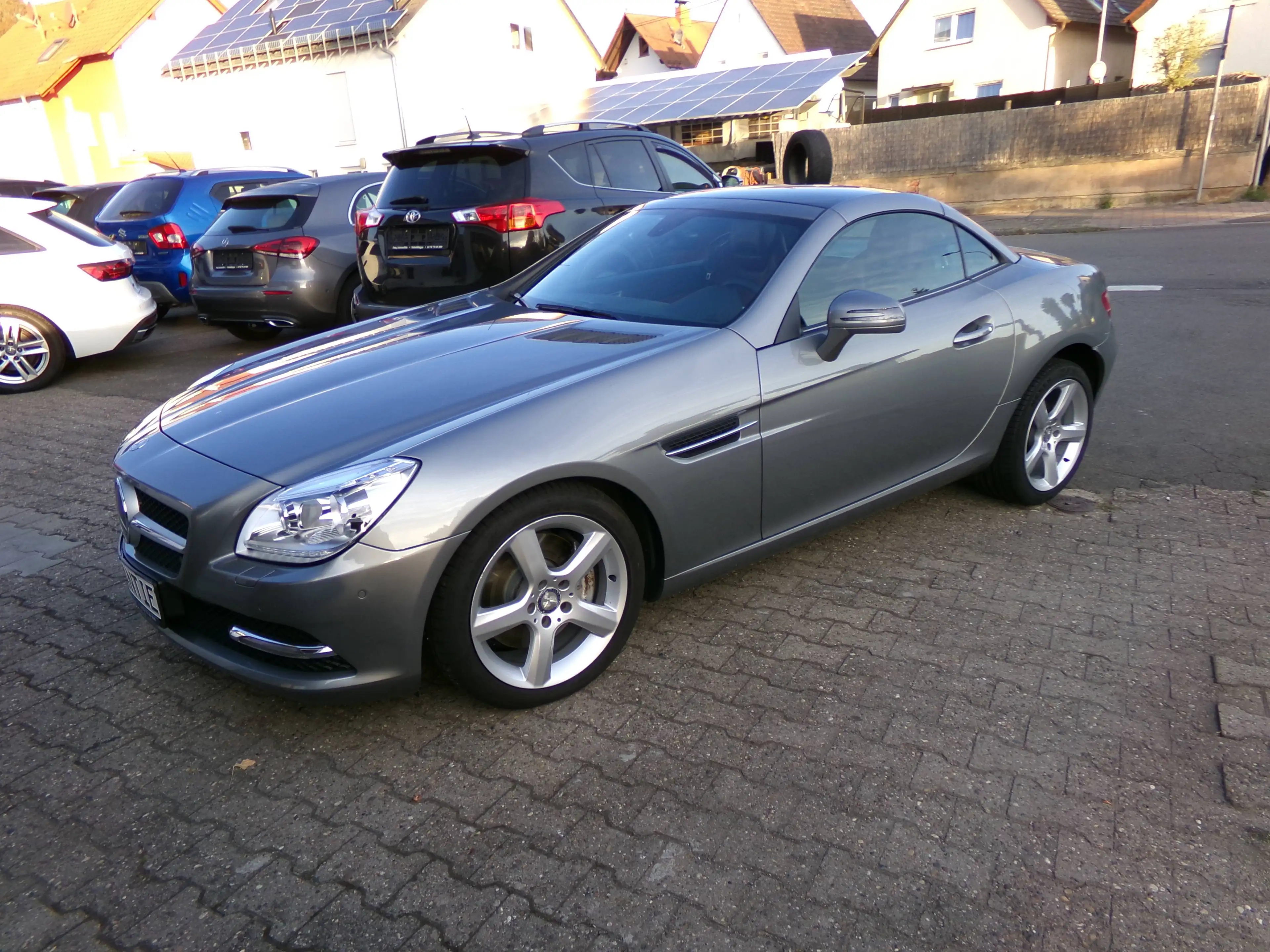 Mercedes-Benz SLK 250 SLK 250 Blue Efficiency, HU/AU & KD Neu, super schöner Zustand, Unfall frei — photo 3