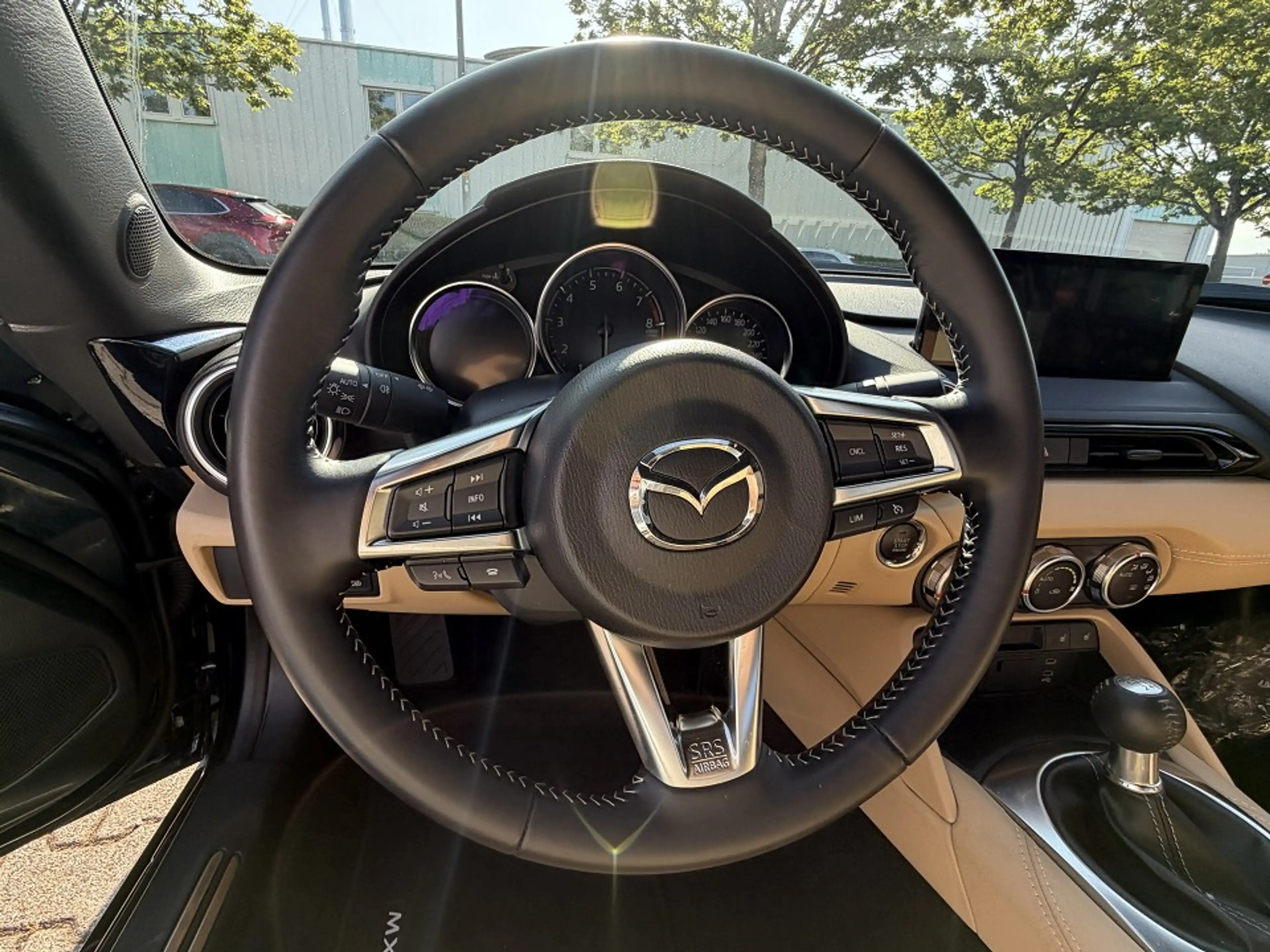 Mazda MX-5 1.5L SKYACTIV-G (132 hp) — photo 8