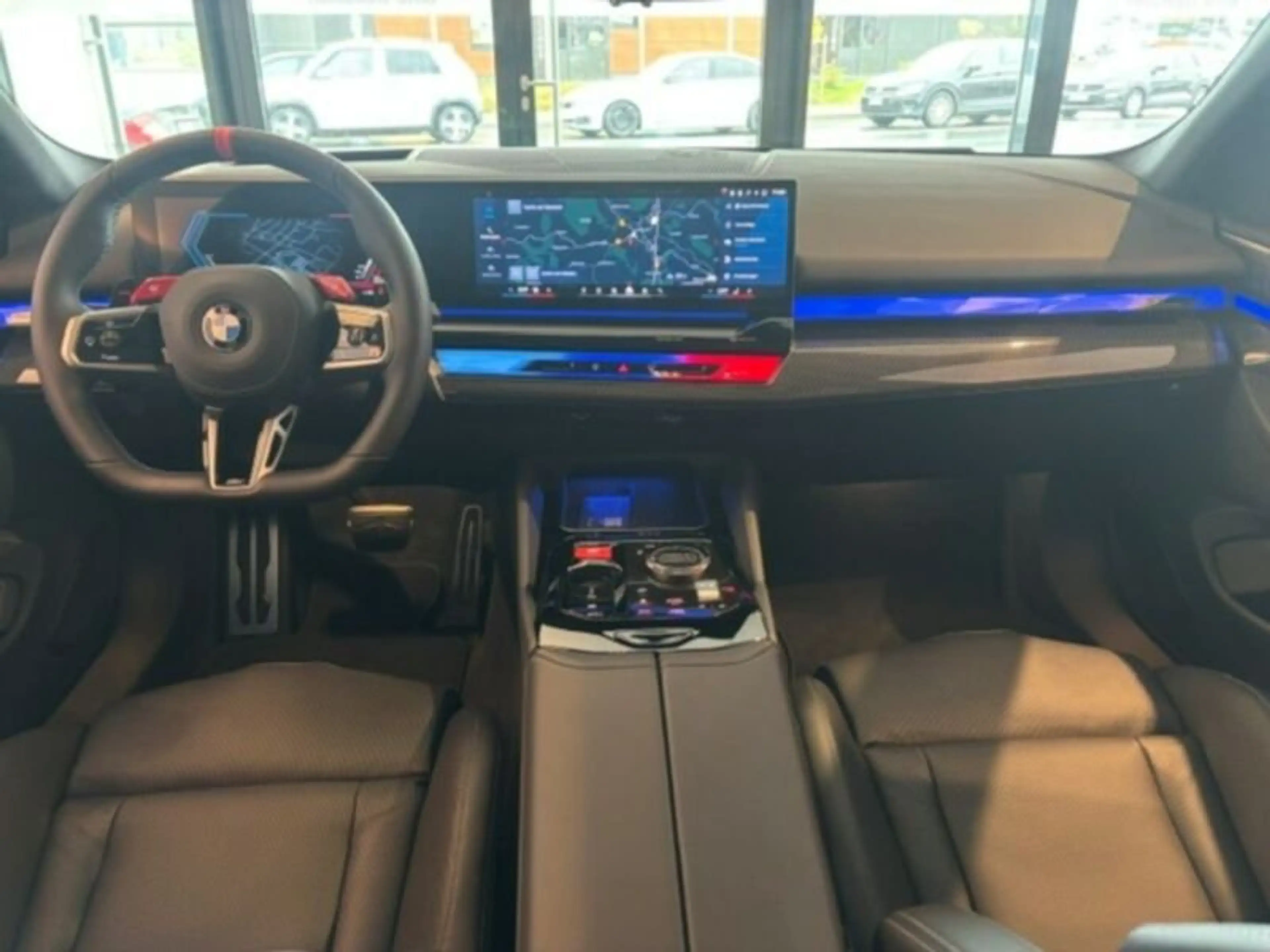 BMW M5 Touring — photo 13
