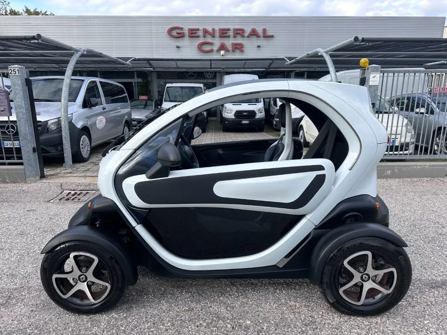 Renault Twizy 80 Intens BATTERIA DI PROPRIETA' Weiß - 1