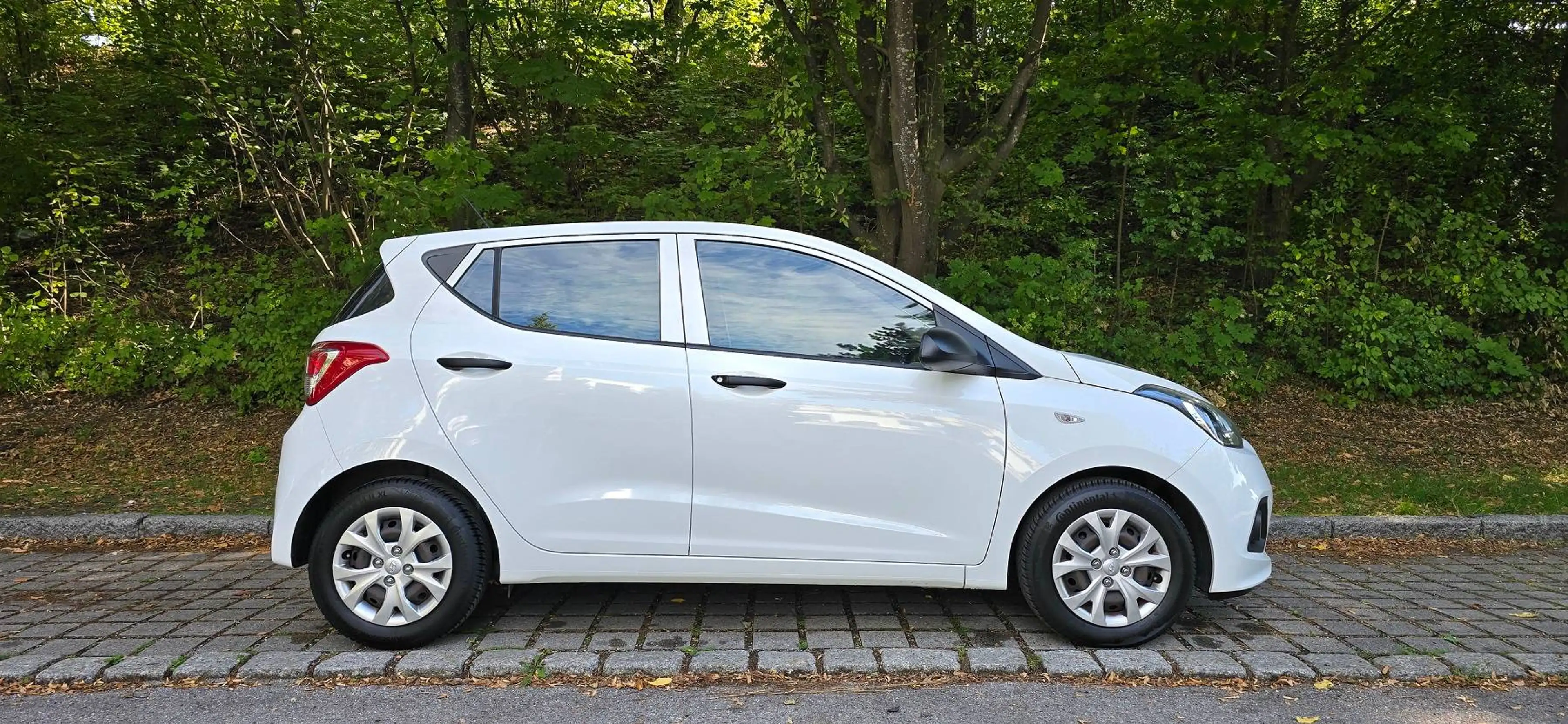Hyundai i10 i10 1.0*Klima*TÜV-NEU* — photo 7