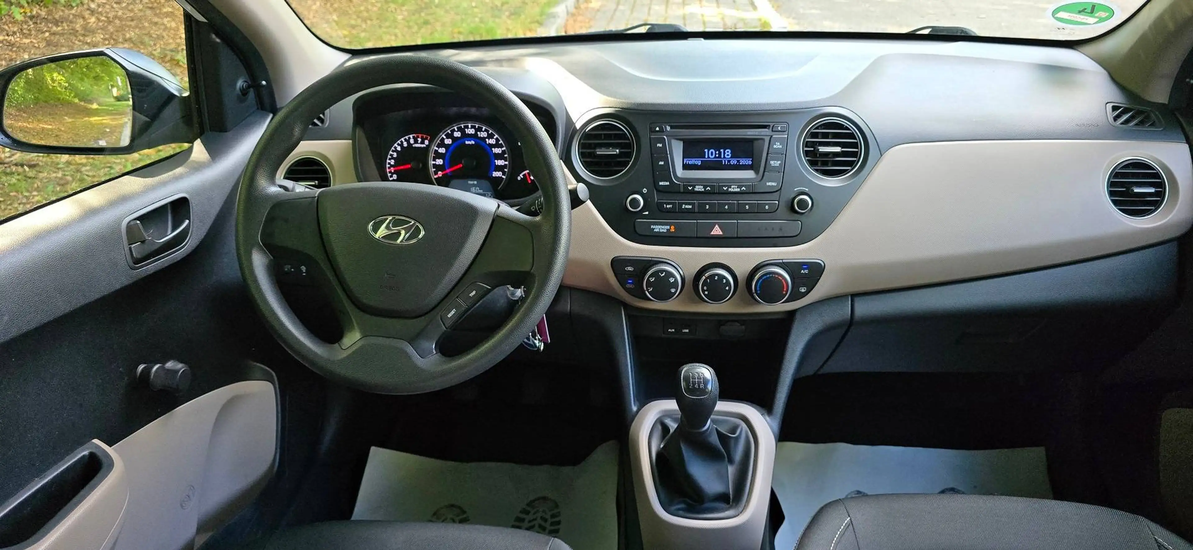 Hyundai i10 i10 1.0*Klima*TÜV-NEU* — photo 13