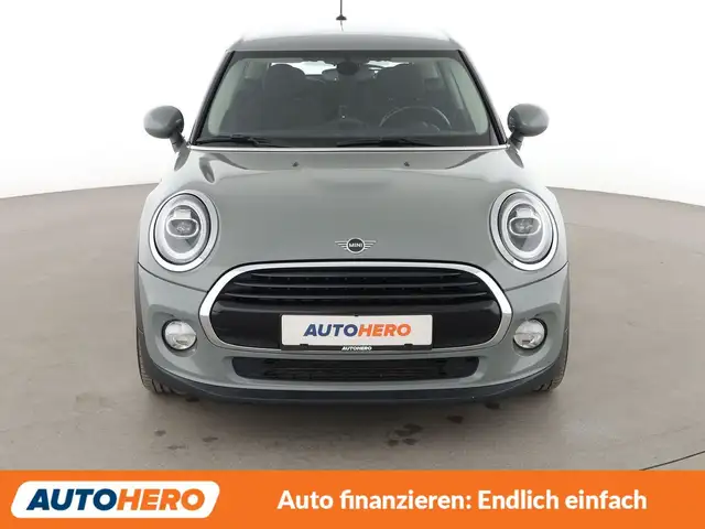 Mini Hatch view 9