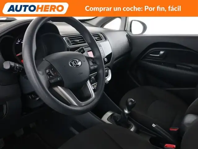 Kia Rio view 12