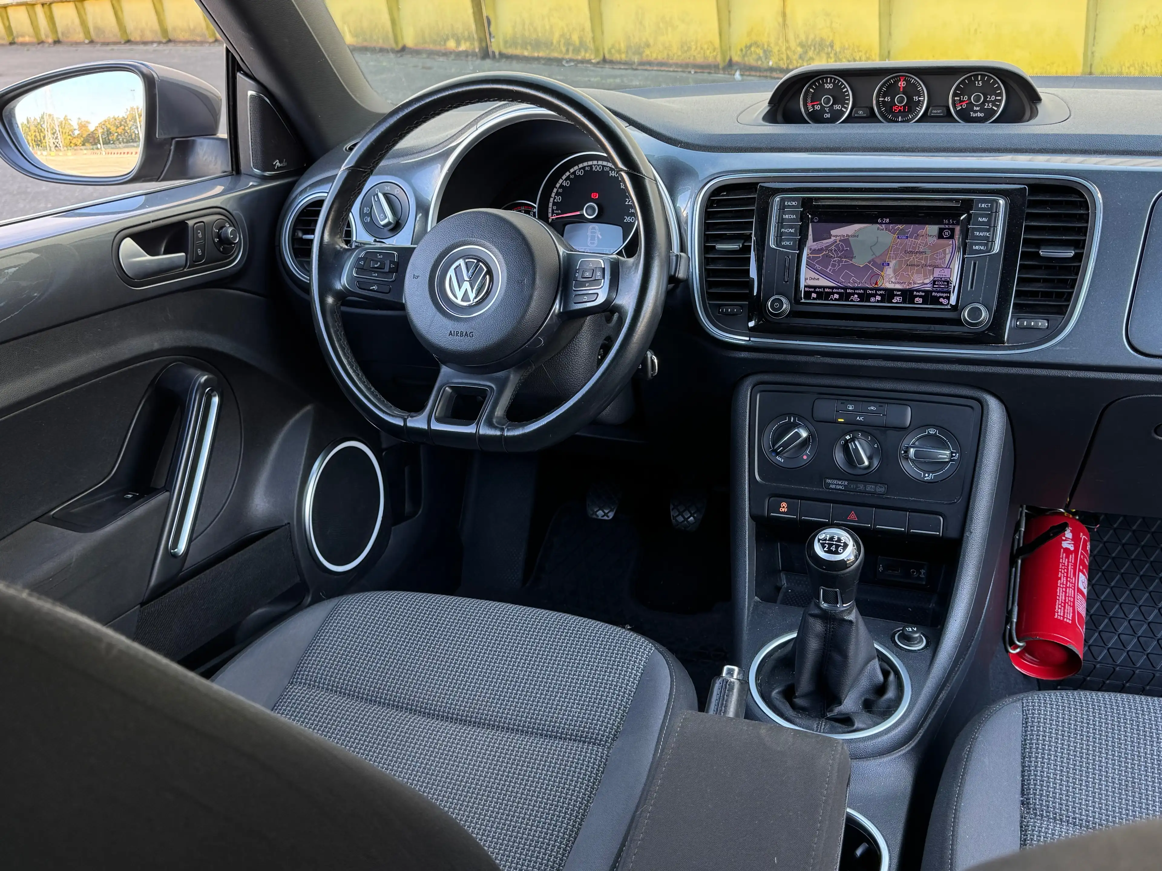Volkswagen Beetle 1.2 TSI / EDITION / EURO6B / FACELIFT / FULLOPTIONS — photo 10