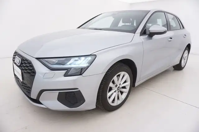 Audi A3 view 9