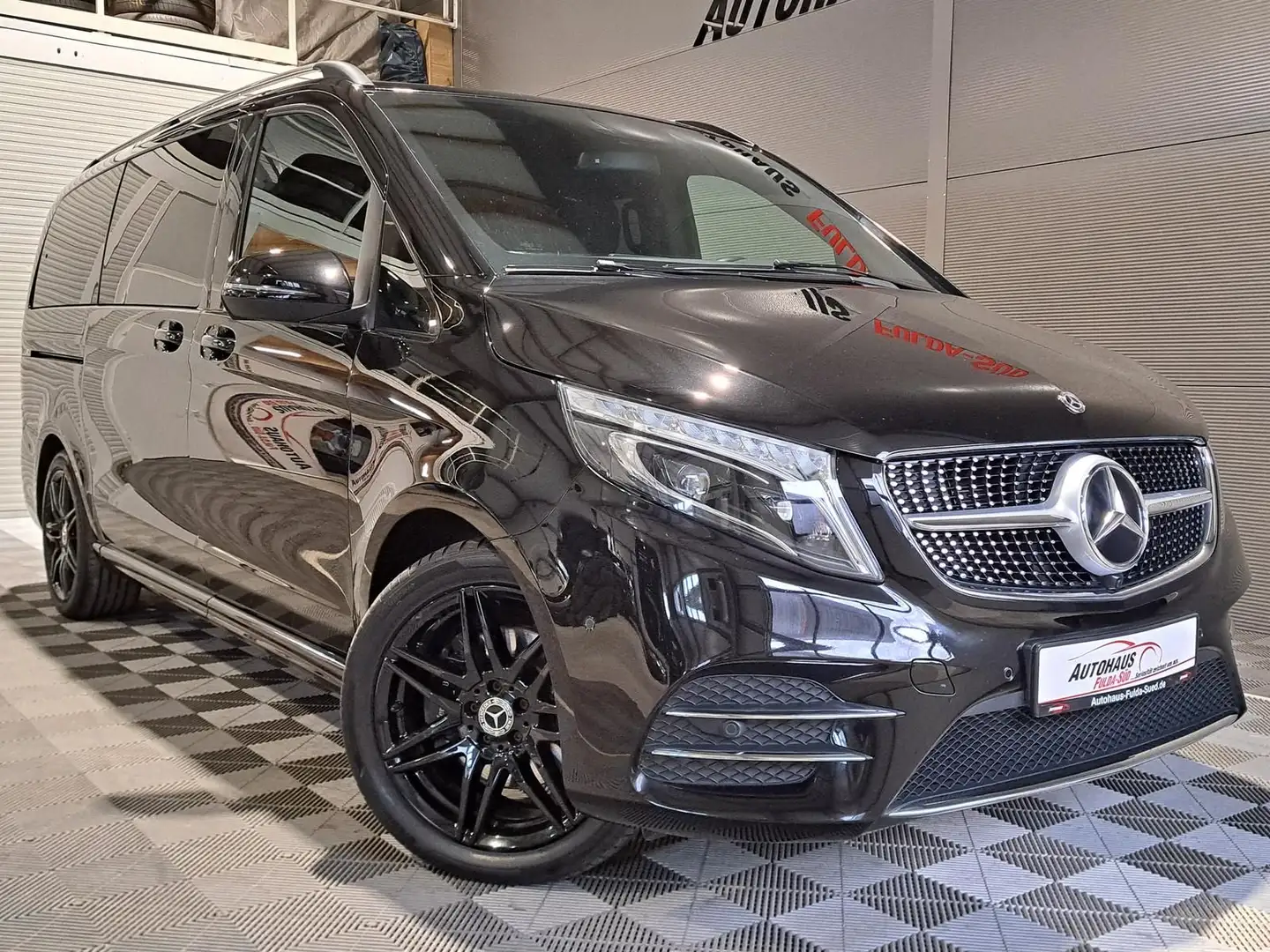Mercedes-Benz V 250 V250d Edition 19 lang°ILS°RFK°Spur°TWA°DAB°Shzg Schwarz - 1