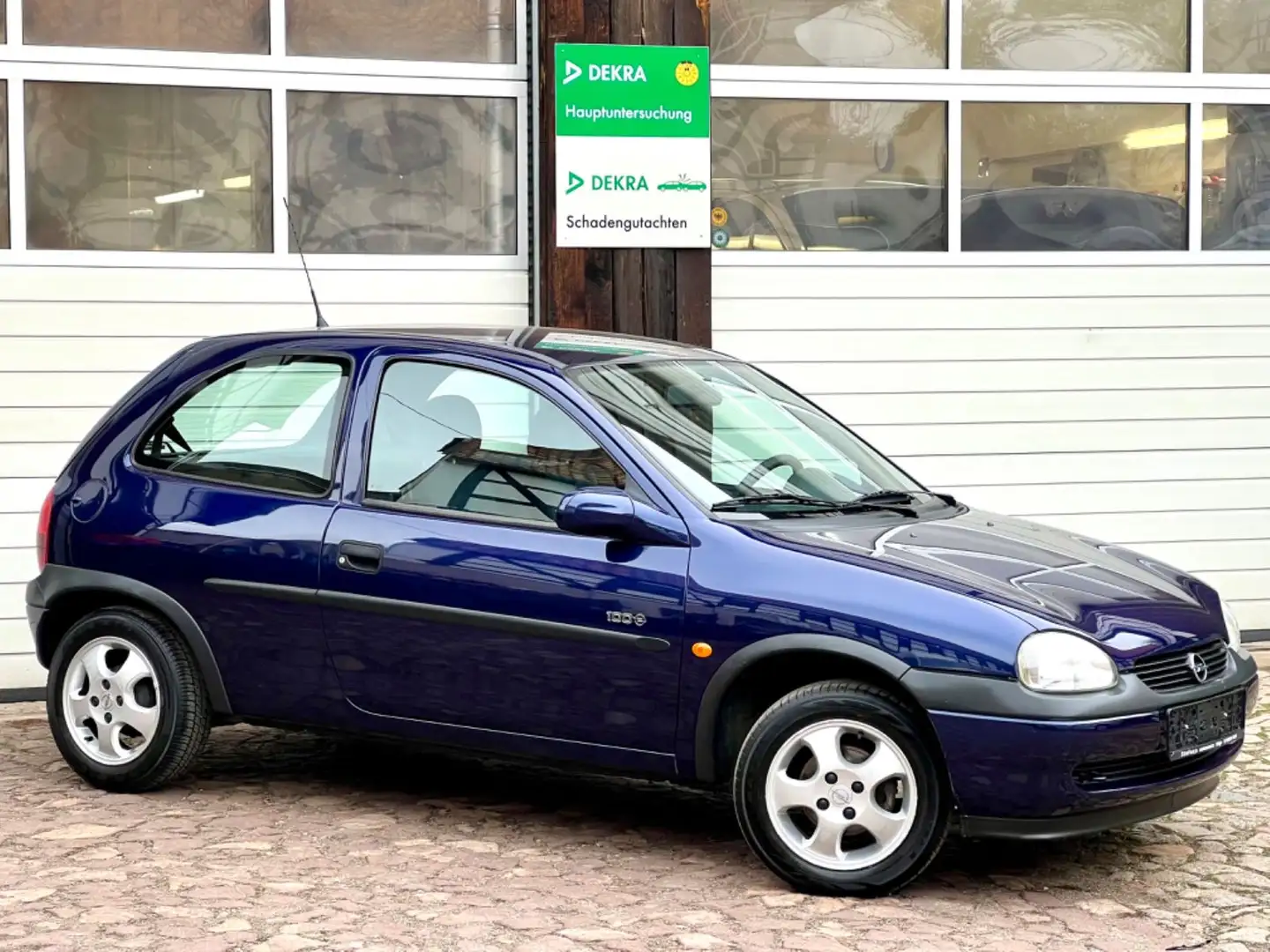 Opel Corsa 1.0 12V EDITION 2000 *KLIMA* Blau - 2