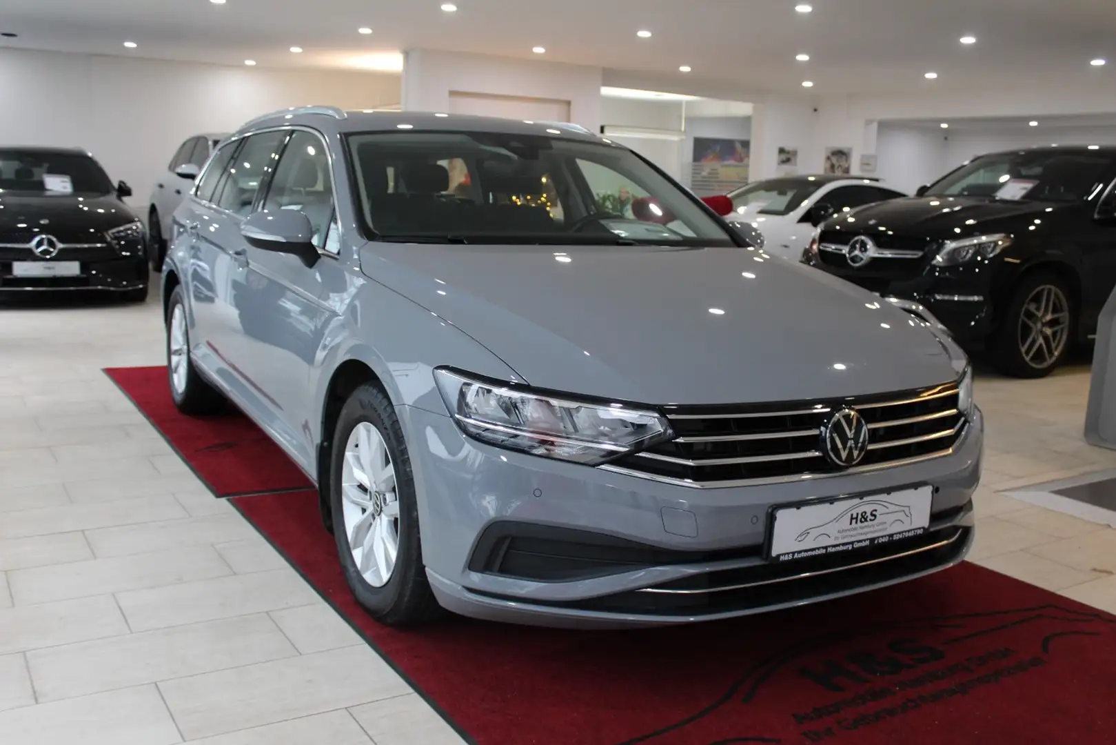 Volkswagen Passat Variant Business Grau - 2