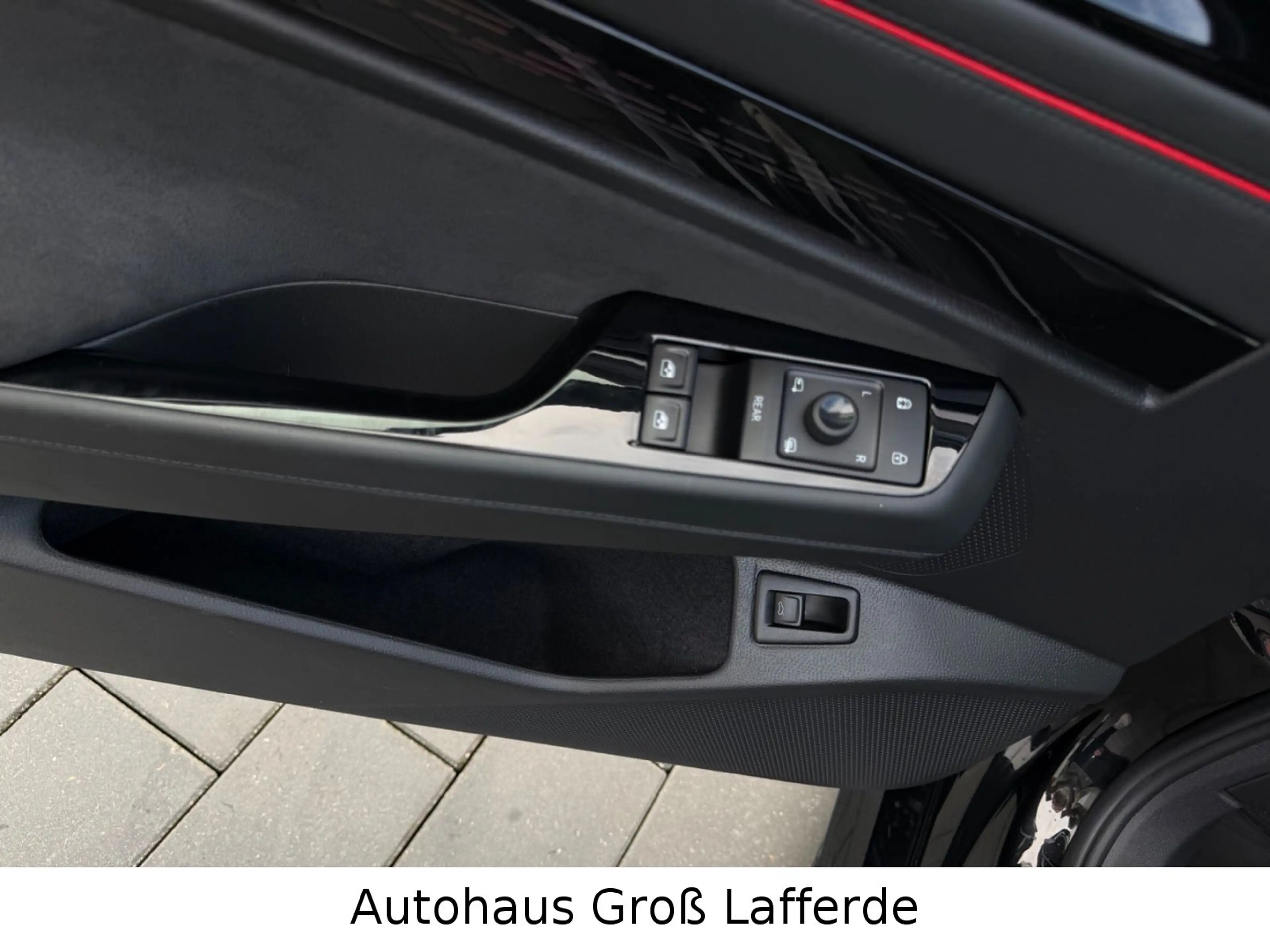 Volkswagen ID.7 Tourer GTX 250 kW 4M AHK H&K 360GRAD MEMORY — photo 14