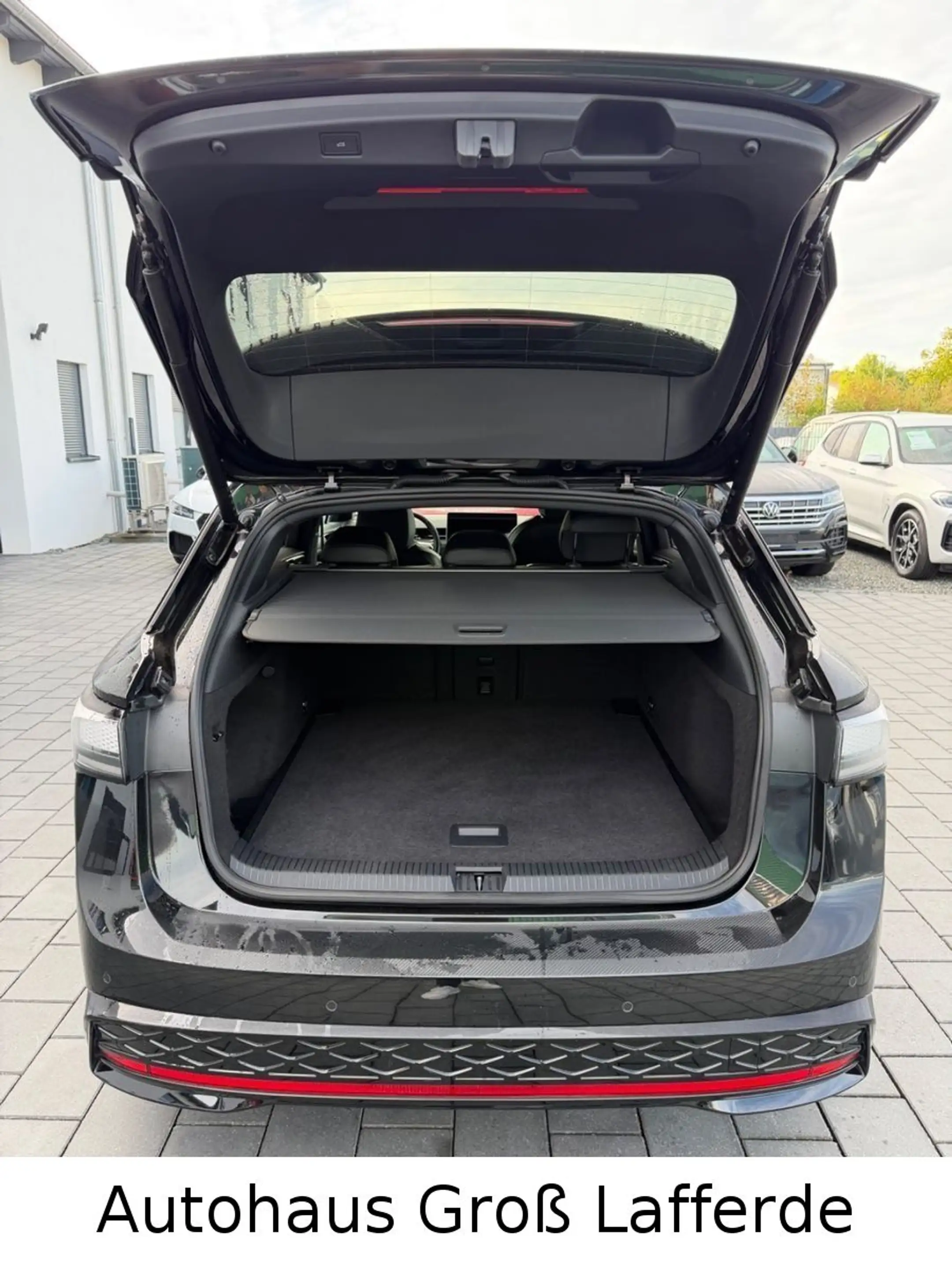 Volkswagen ID.7 Tourer GTX 250 kW 4M AHK H&K 360GRAD MEMORY — photo 7
