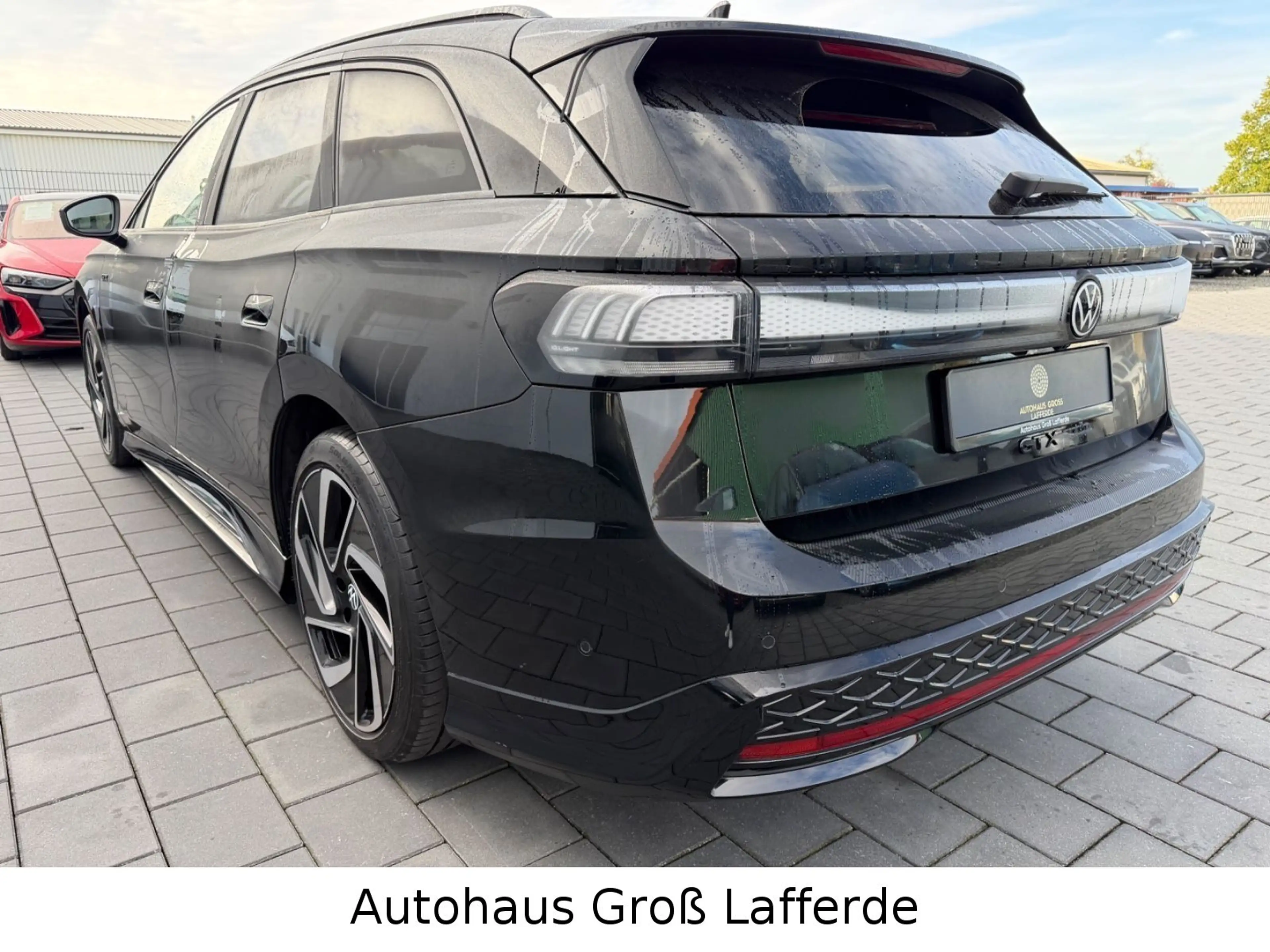 Volkswagen ID.7 Tourer GTX 250 kW 4M AHK H&K 360GRAD MEMORY — photo 11