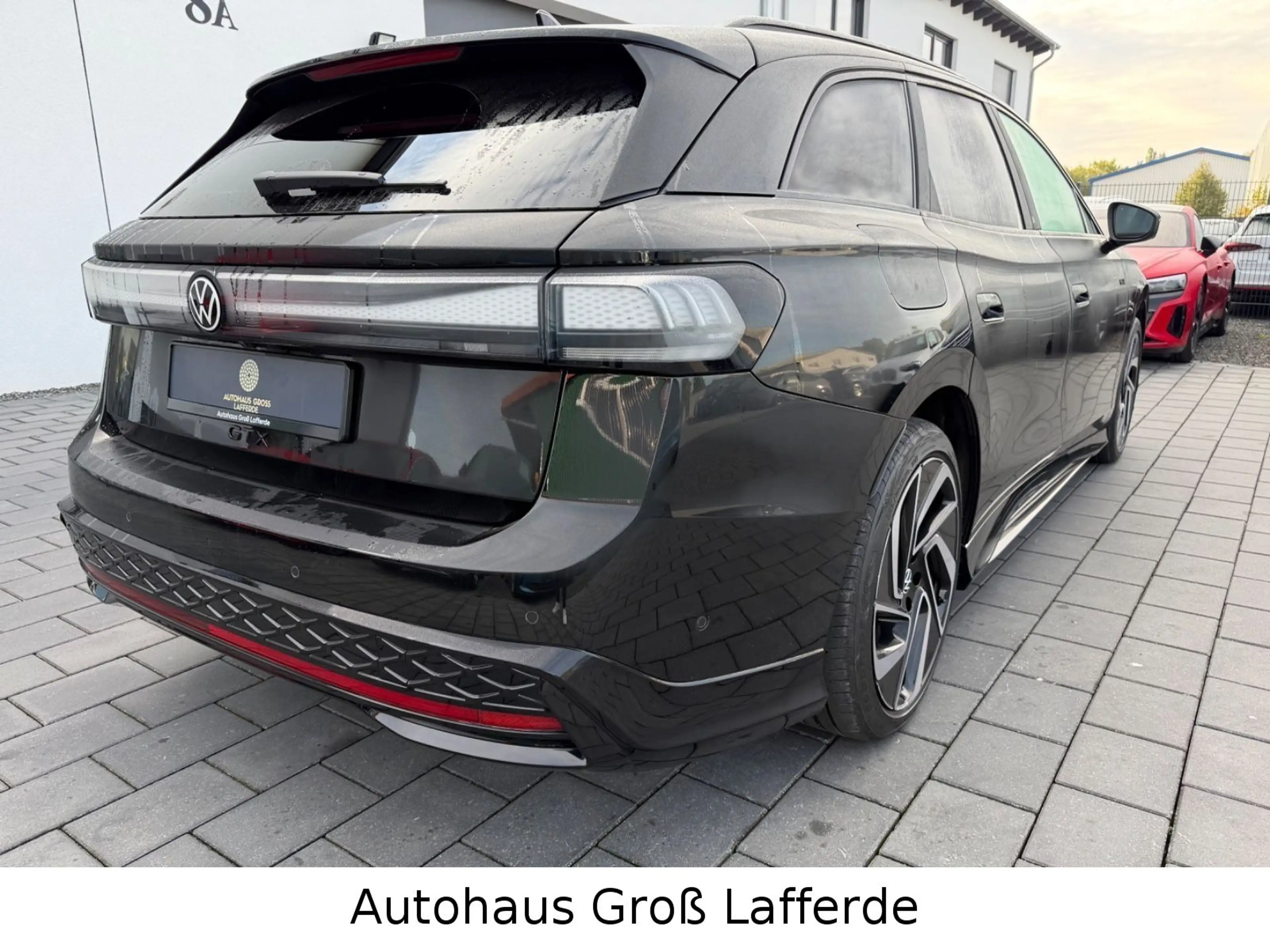 Volkswagen ID.7 Tourer GTX 250 kW 4M AHK H&K 360GRAD MEMORY — photo 5