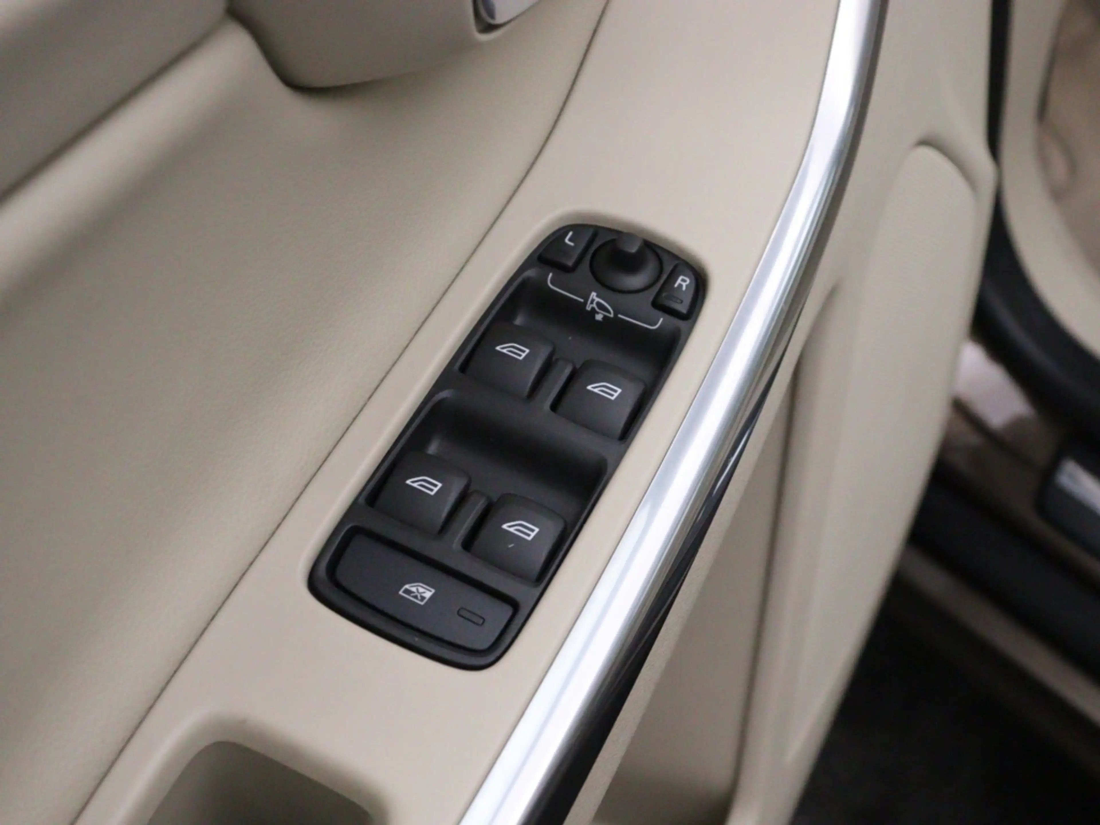 Volvo XC60 T5 AUT(8) SUMMUM SCHUIFDAK ACC BLIS LEDER XENON 18 — photo 11