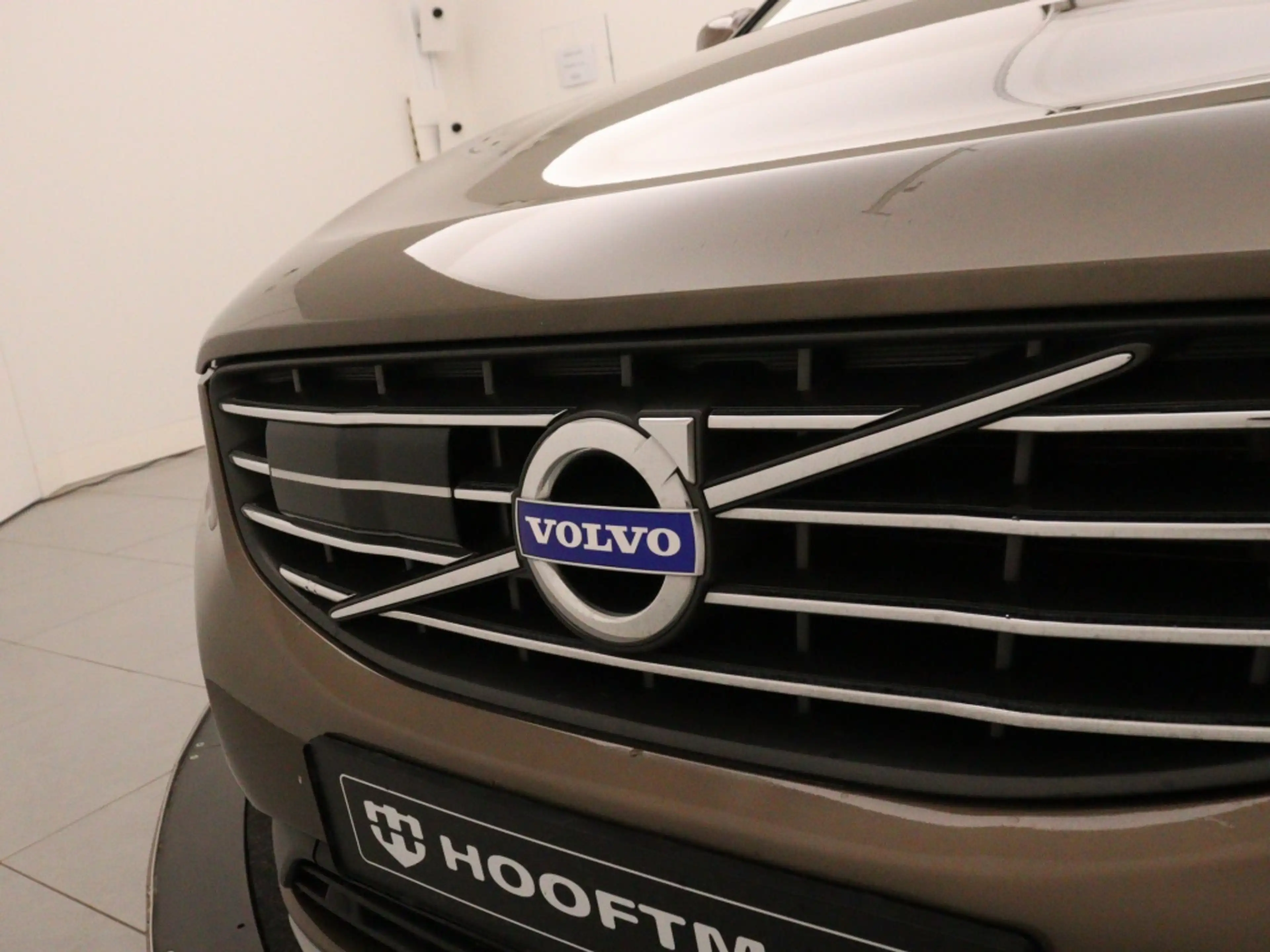 Volvo XC60 T5 AUT(8) SUMMUM SCHUIFDAK ACC BLIS LEDER XENON 18 — photo 8