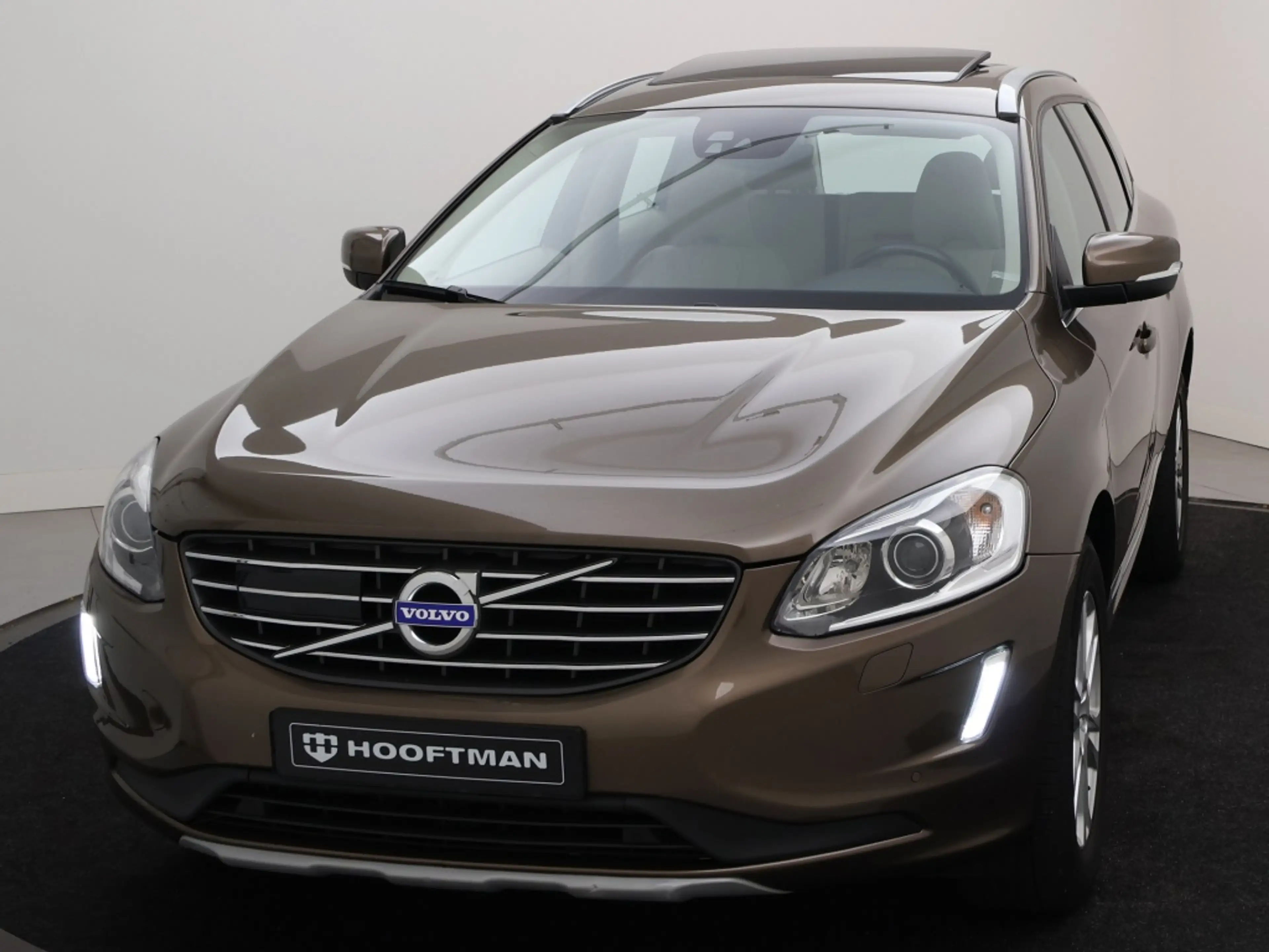 Volvo XC60 T5 AUT(8) SUMMUM SCHUIFDAK ACC BLIS LEDER XENON 18 — photo 7
