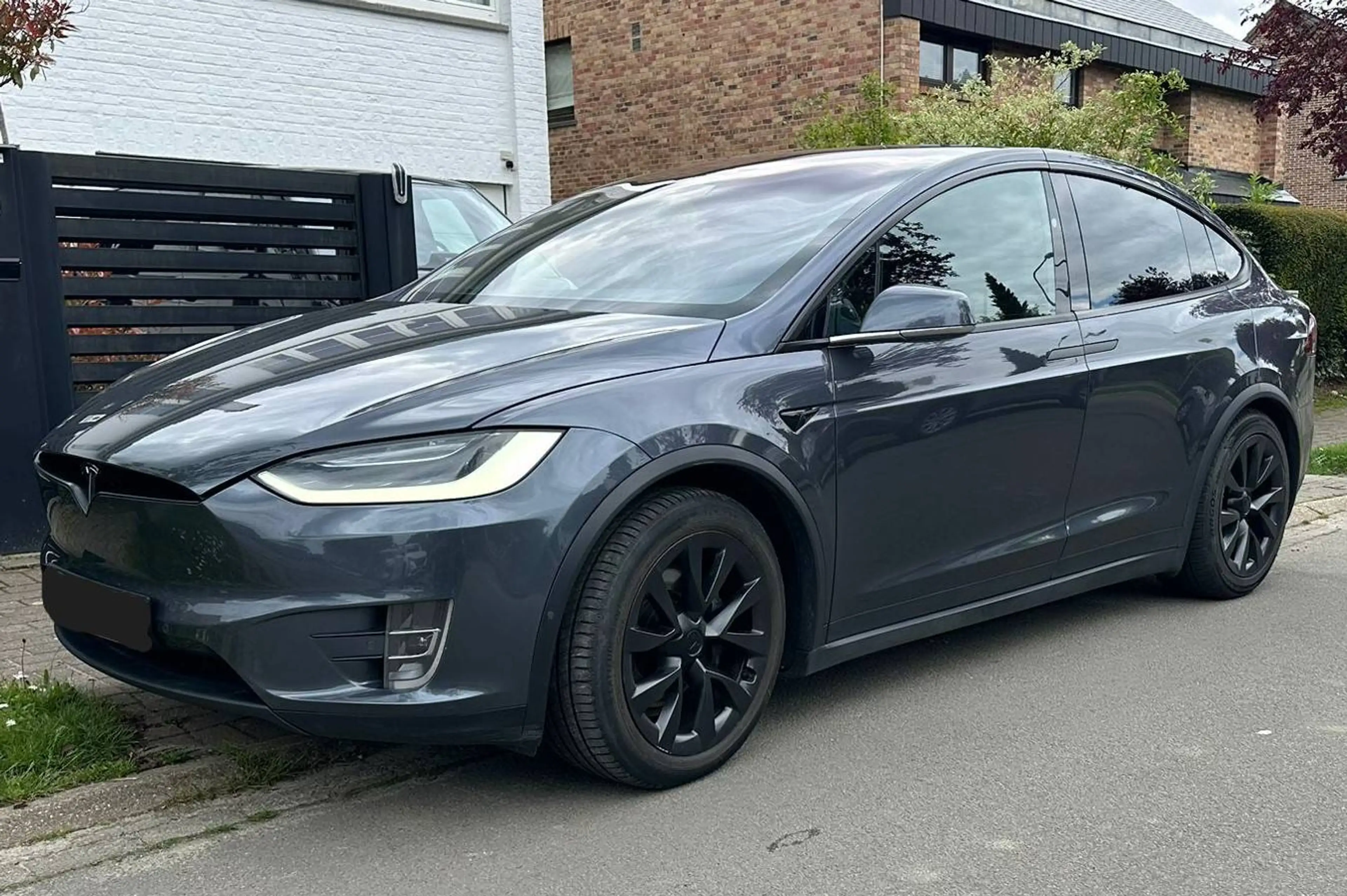 Tesla Model X Long Range * Free Supercharging * FSD autopilot