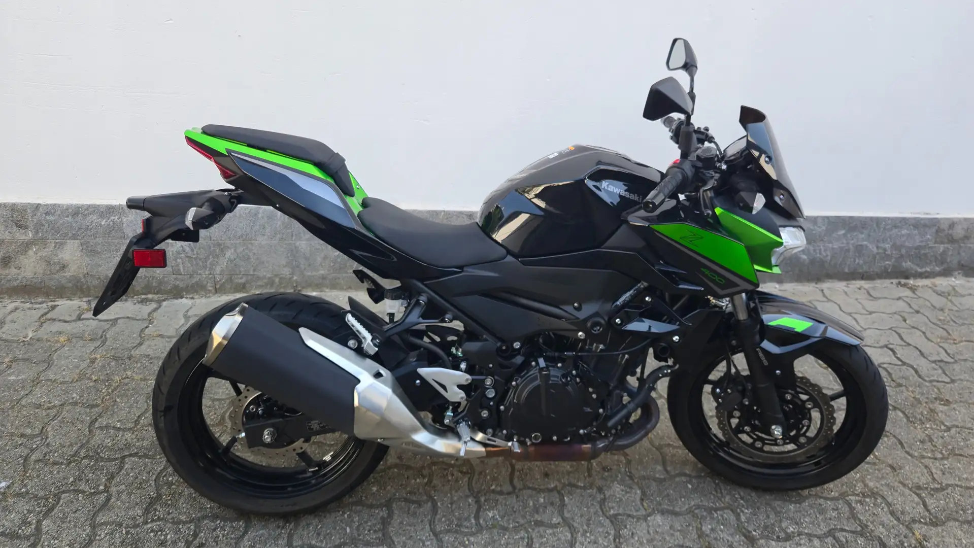 Kawasaki Z 400 ABS Зелений - 2