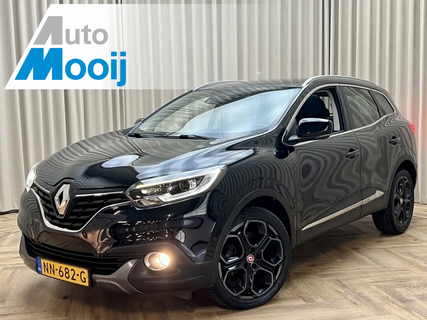 Renault Kadjar 1.2 TCe Intens *Pano* Trekhaak, Camera, 19" LMV, H Zwart - 1