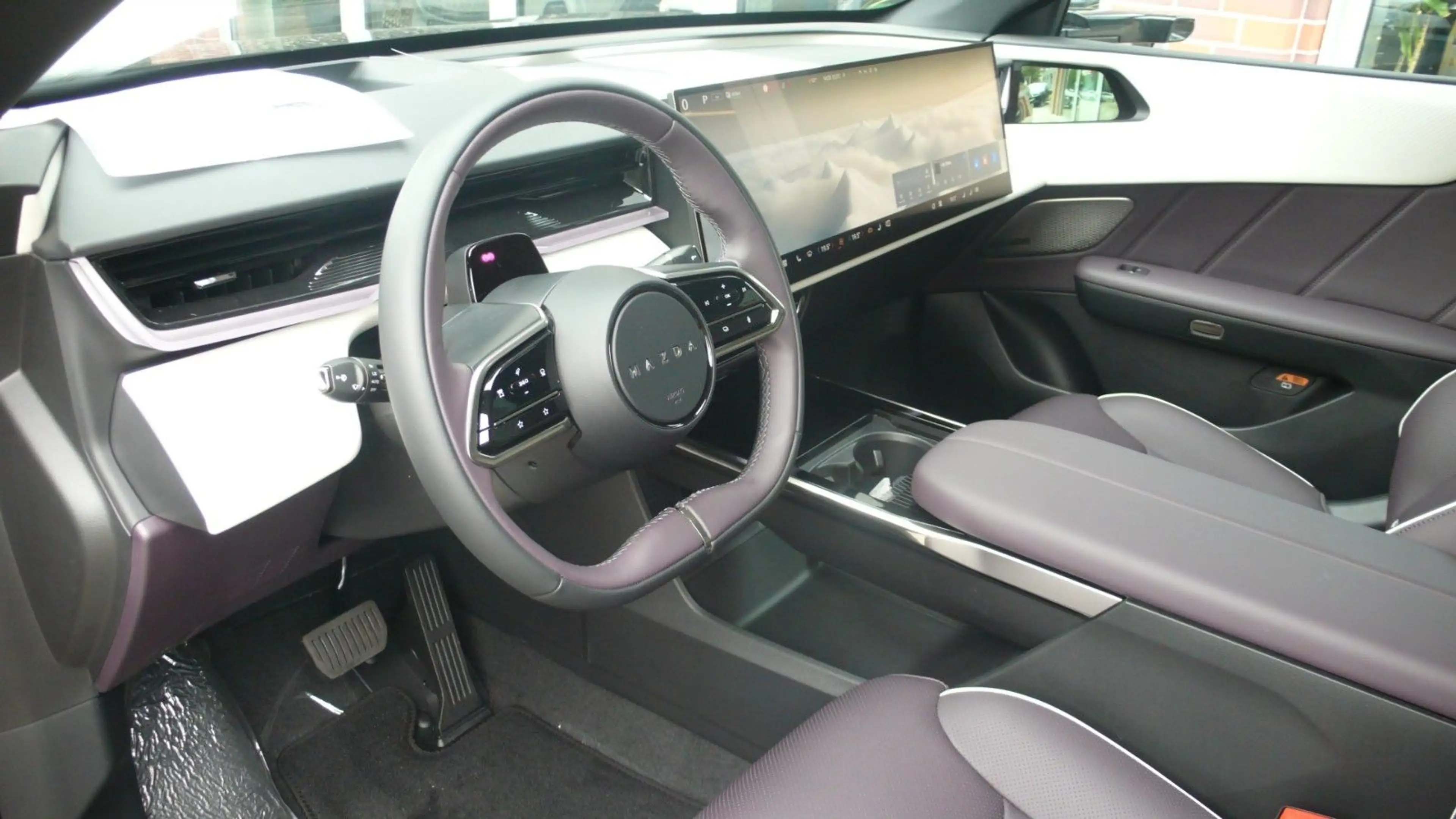 Mazda CX-6e CX-6E EV 258ps Takumi Plus 360° Monitor — photo 11