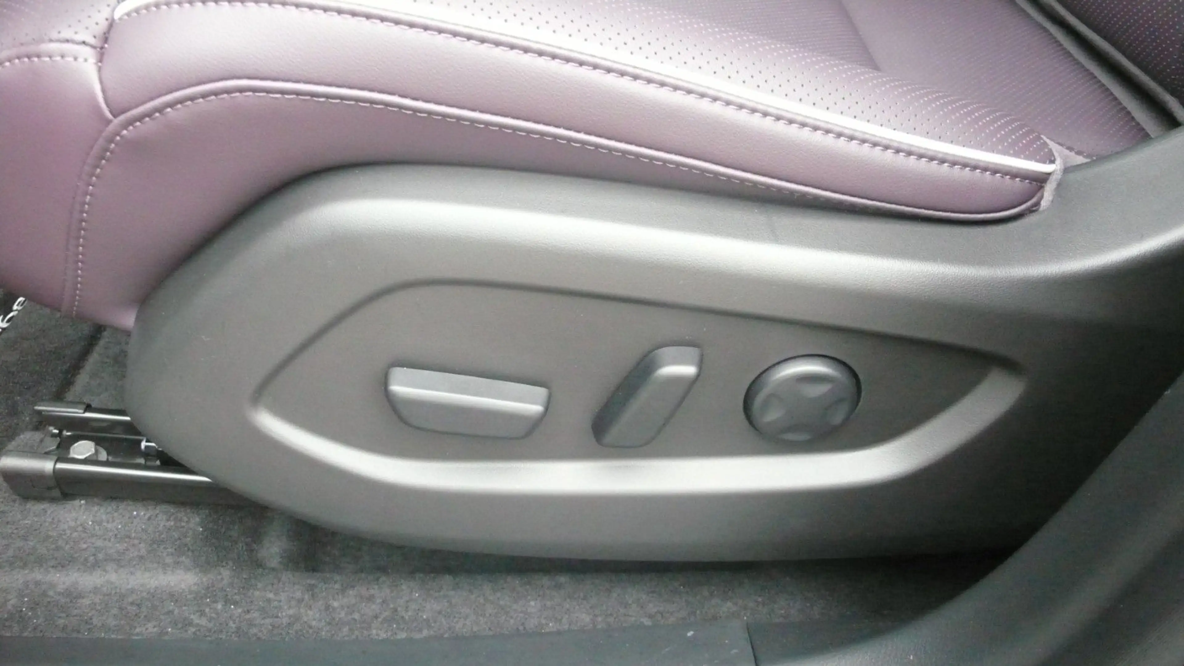 Mazda CX-6e CX-6E EV 258ps Takumi Plus 360° Monitor — photo 13