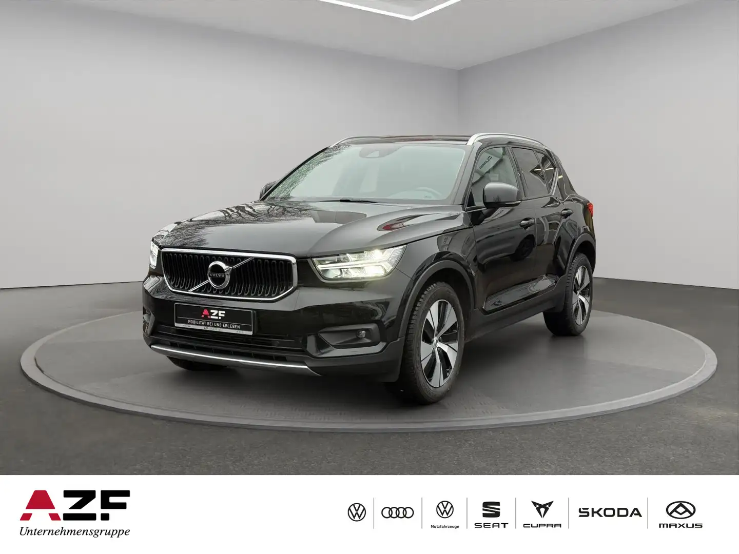 Volvo XC40 XC 40 T3 Geartronic Momentum Pro NAVI+LED+KAMERA Schwarz - 1