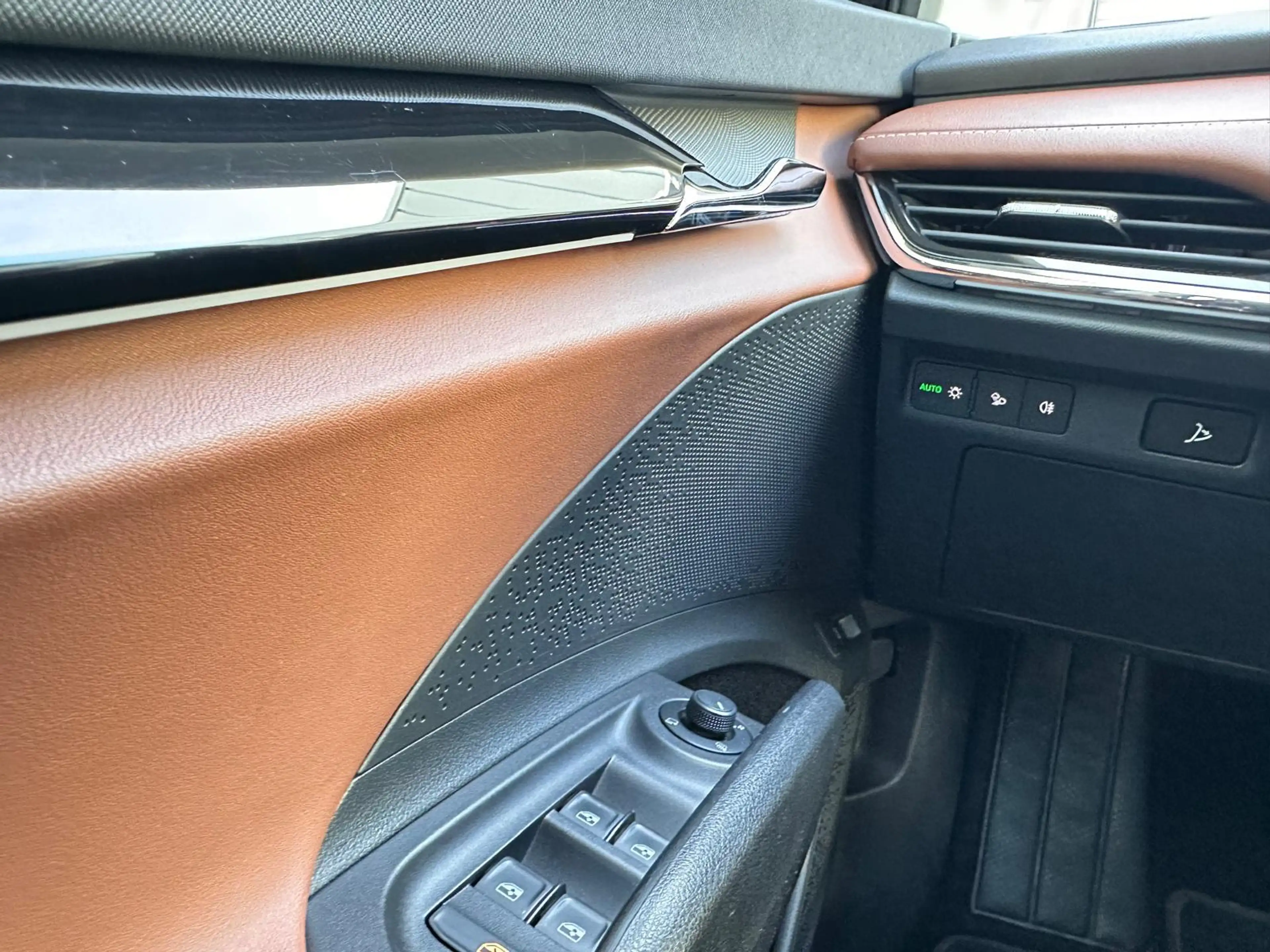 Skoda Enyaq iV 80 | SOH: 88,4% | Panorama | Havana Leder | Tre — photo 18