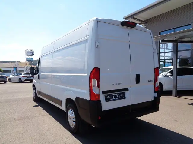 Peugeot Boxer view 5