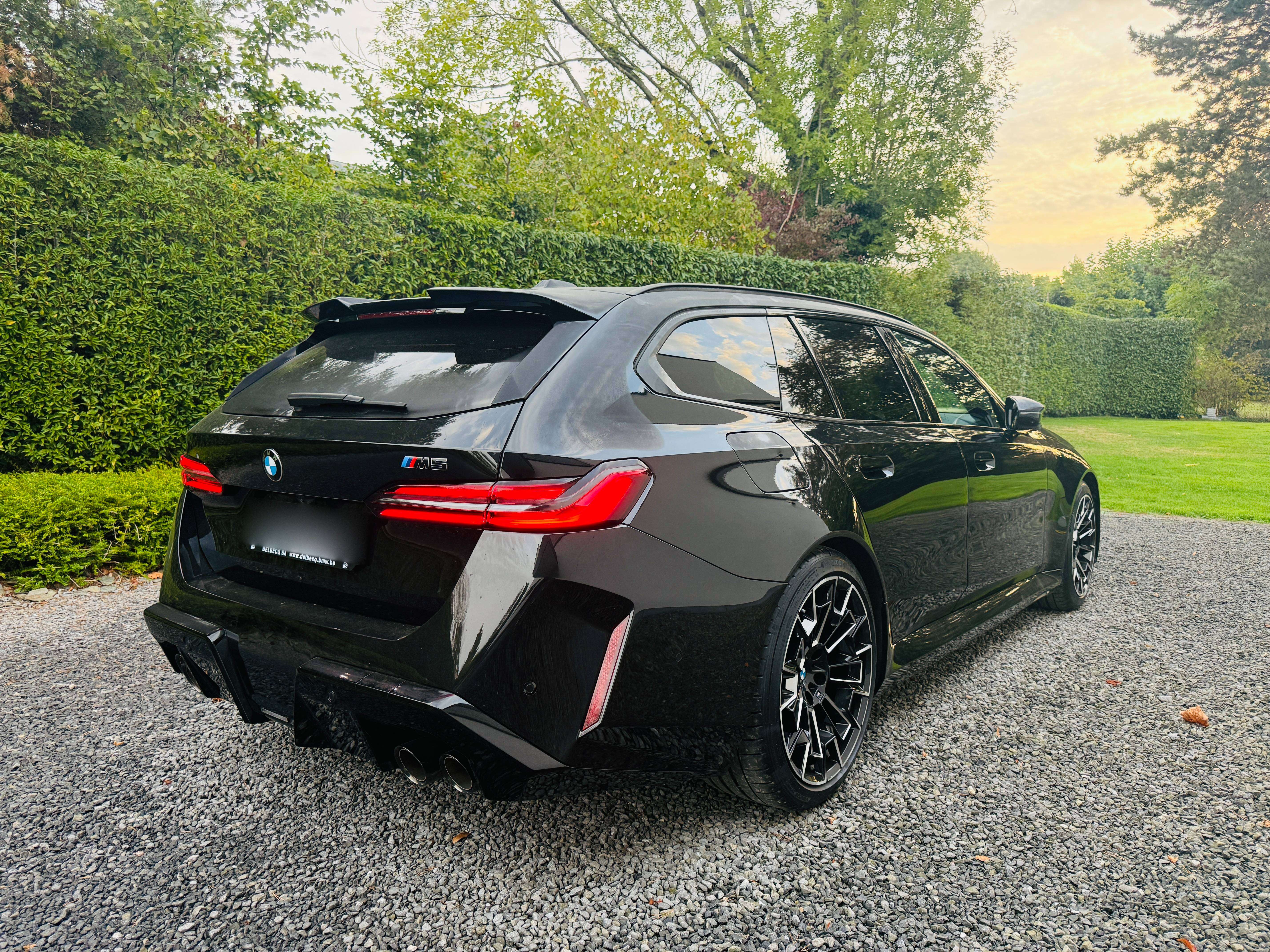 2025 BMW M5
