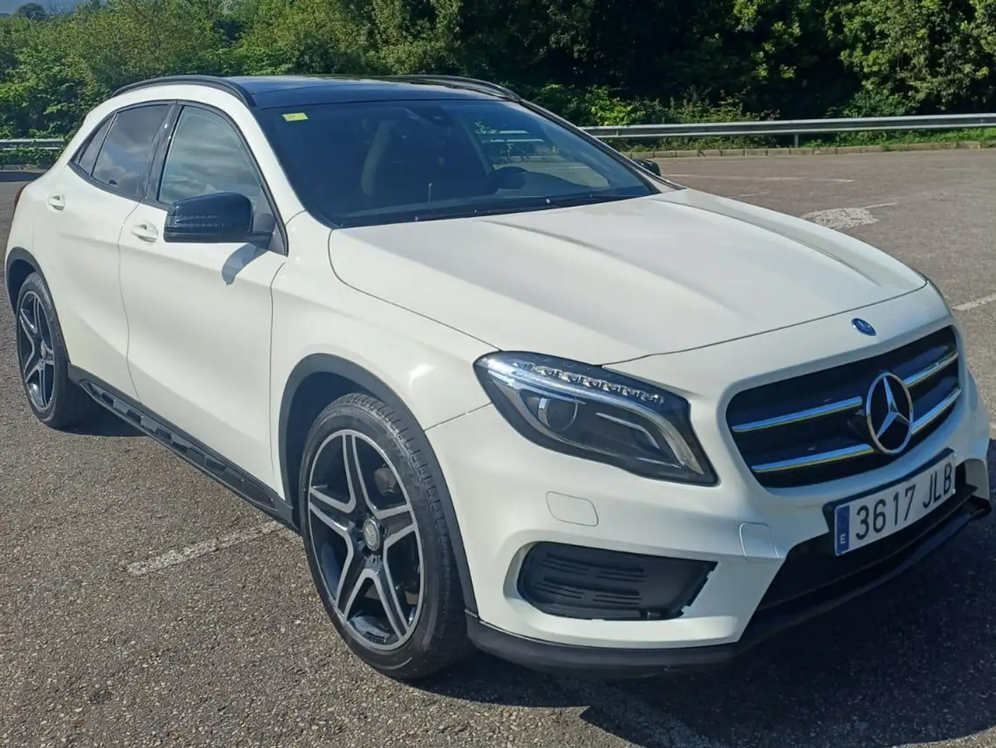 Mercedes-Benz GLA 200 GLA 200d AMG Line AMG Line Blanco - 1
