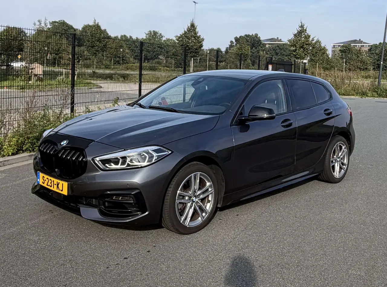 BMW 118