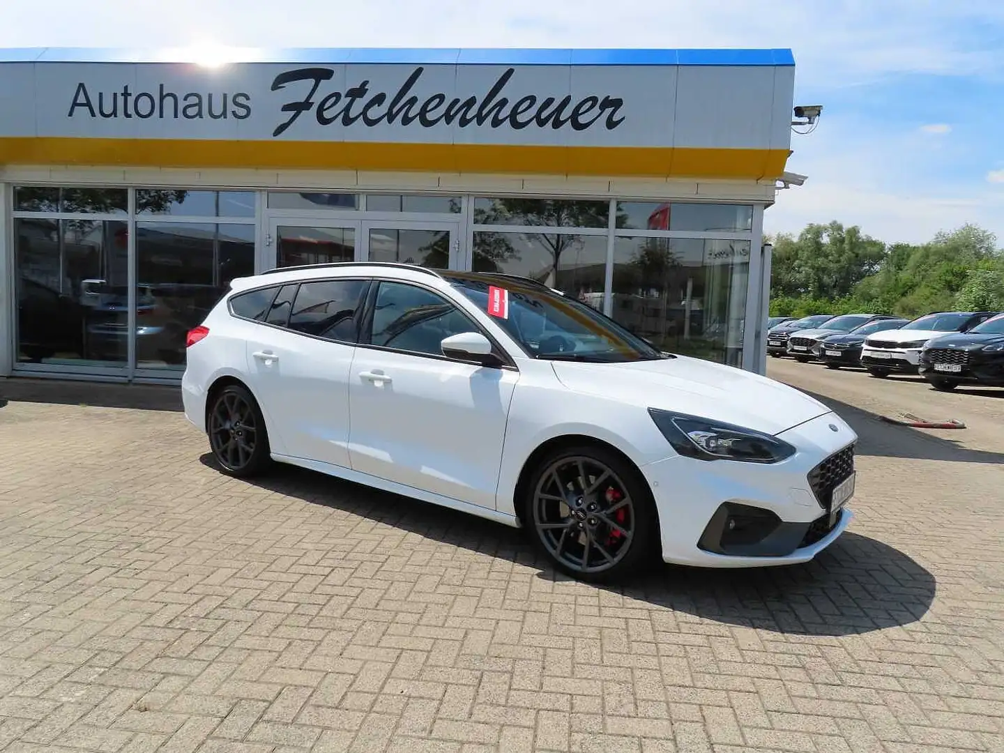 Ford Focus Turn. 2.3  ST NAVI+LED+RFK+ACC+SHZ+P.-DACH Blanc - 1