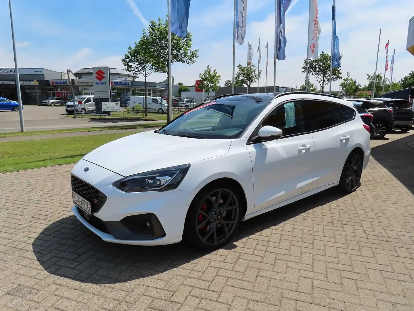 Ford Focus Turn. 2.3  ST NAVI+LED+RFK+ACC+SHZ+P.-DACH Blanc - 2