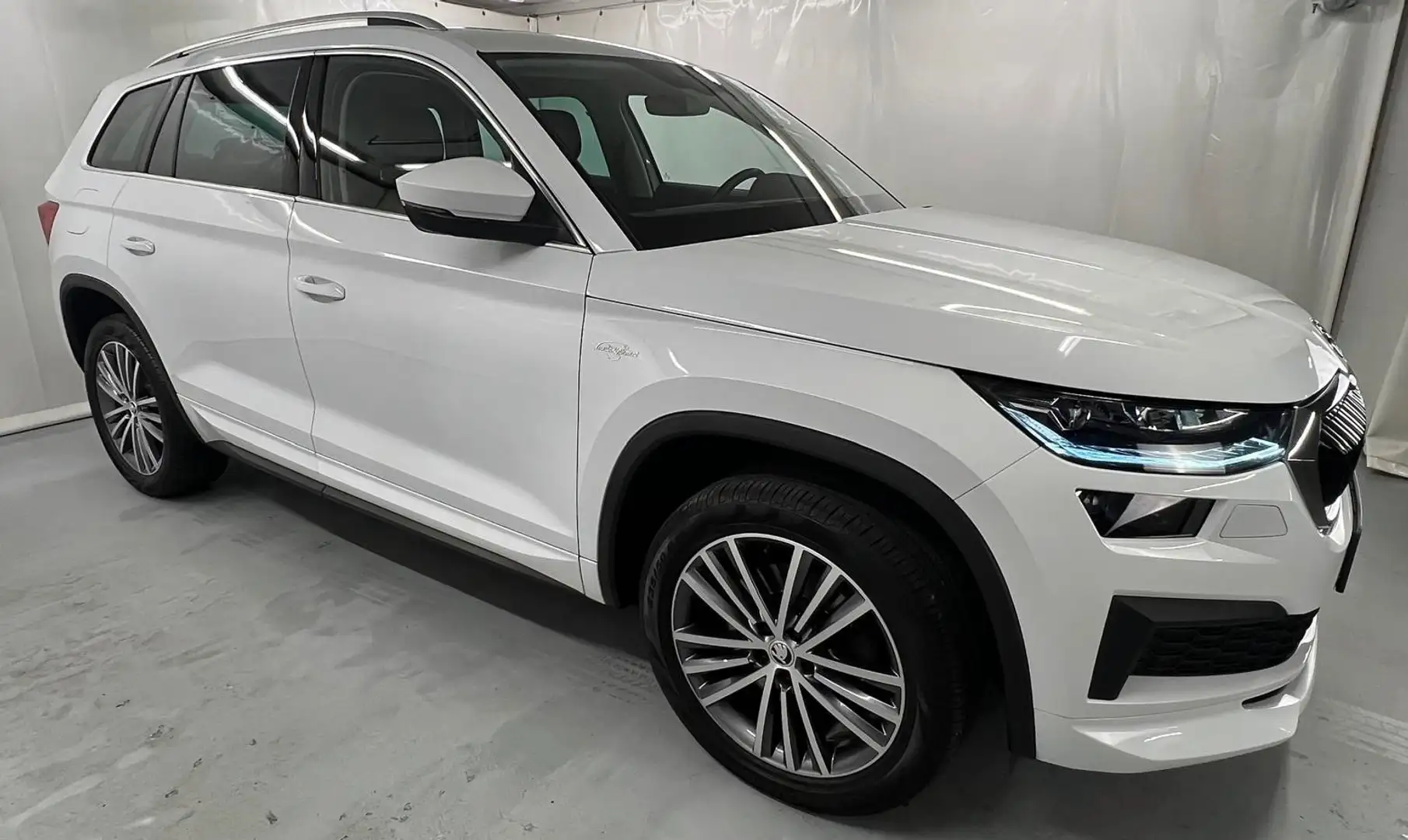 Skoda Kodiaq L&K 4x4*PANO*ACC*TOTW*AHK*MATRIX*360°* Blanc - 2