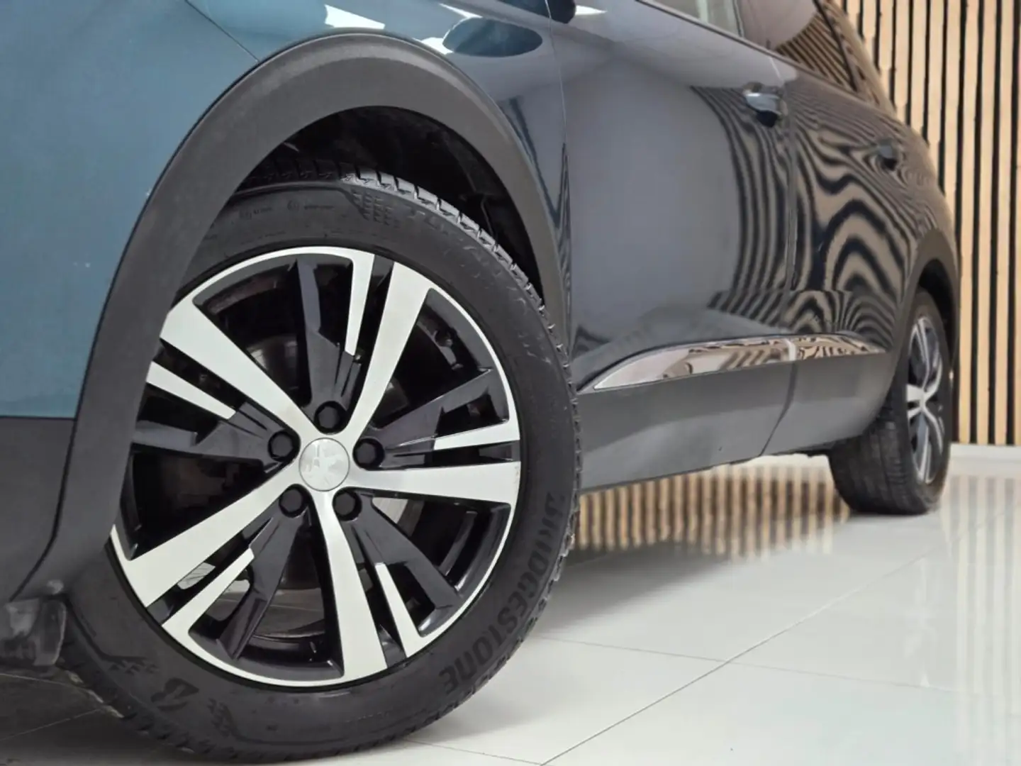 Peugeot 5008 1.5BlueHDi S&S Allure 130 Zöld - 2