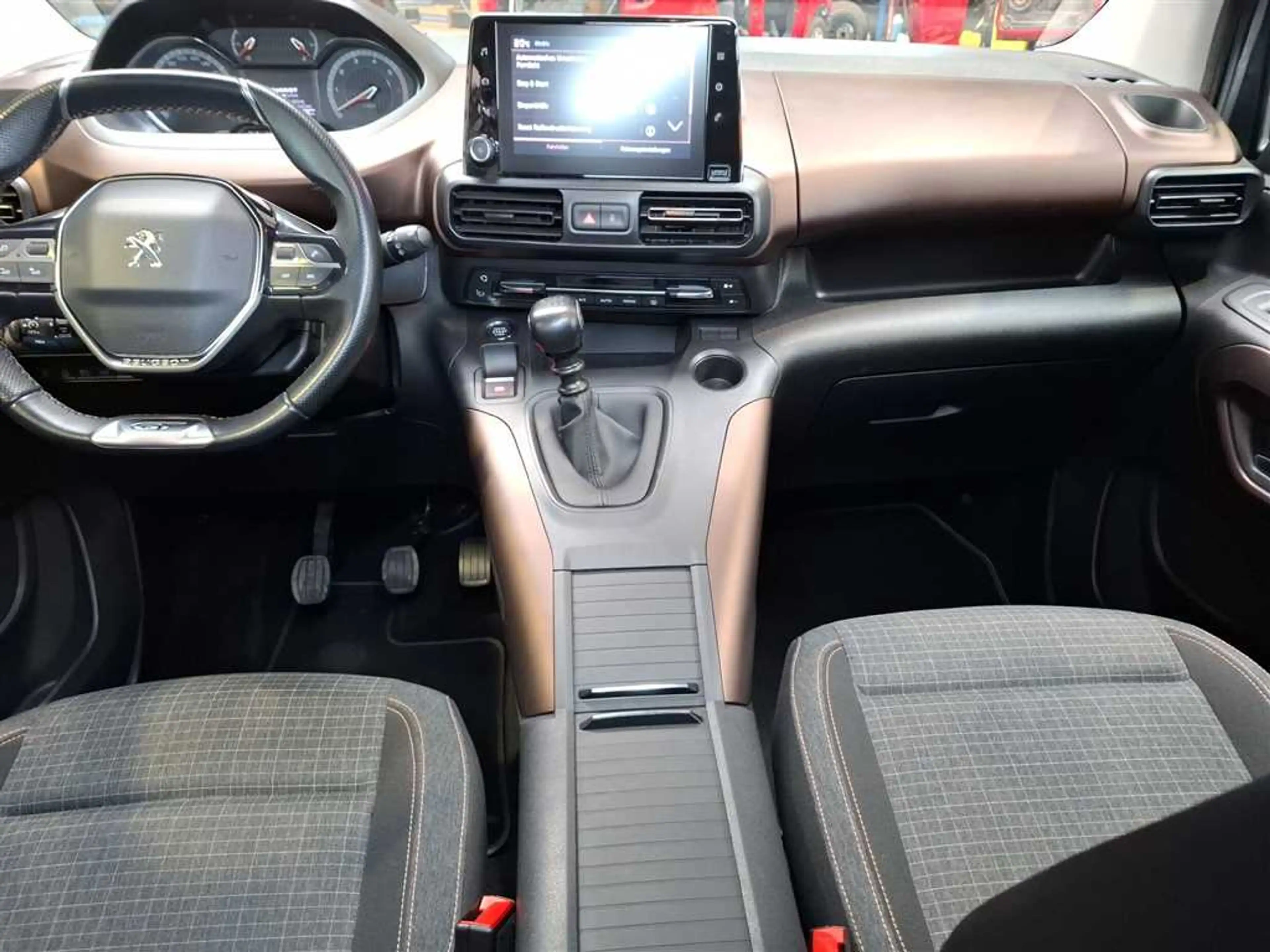 Peugeot Rifter Kombi GT 1.5 BlueHDi — photo 13